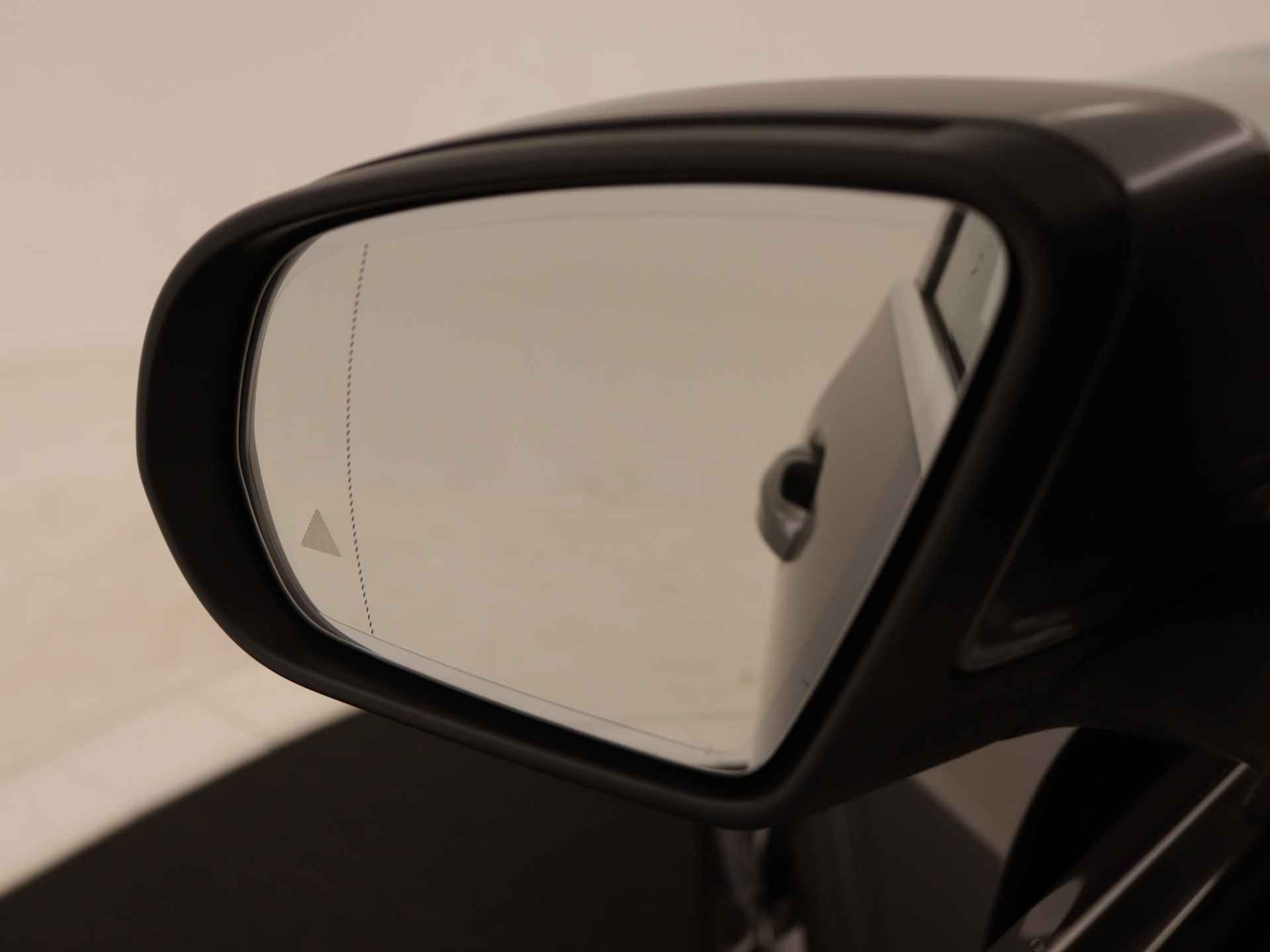 Mercedes-Benz GLA 250 e Progressive Plug-In Hybride | Panoramadak | 360° camera | Trekhaak | Distronic | Apple Carplay | Inclusief 24 maanden MB Certified garantie voor Europa. - 43/47