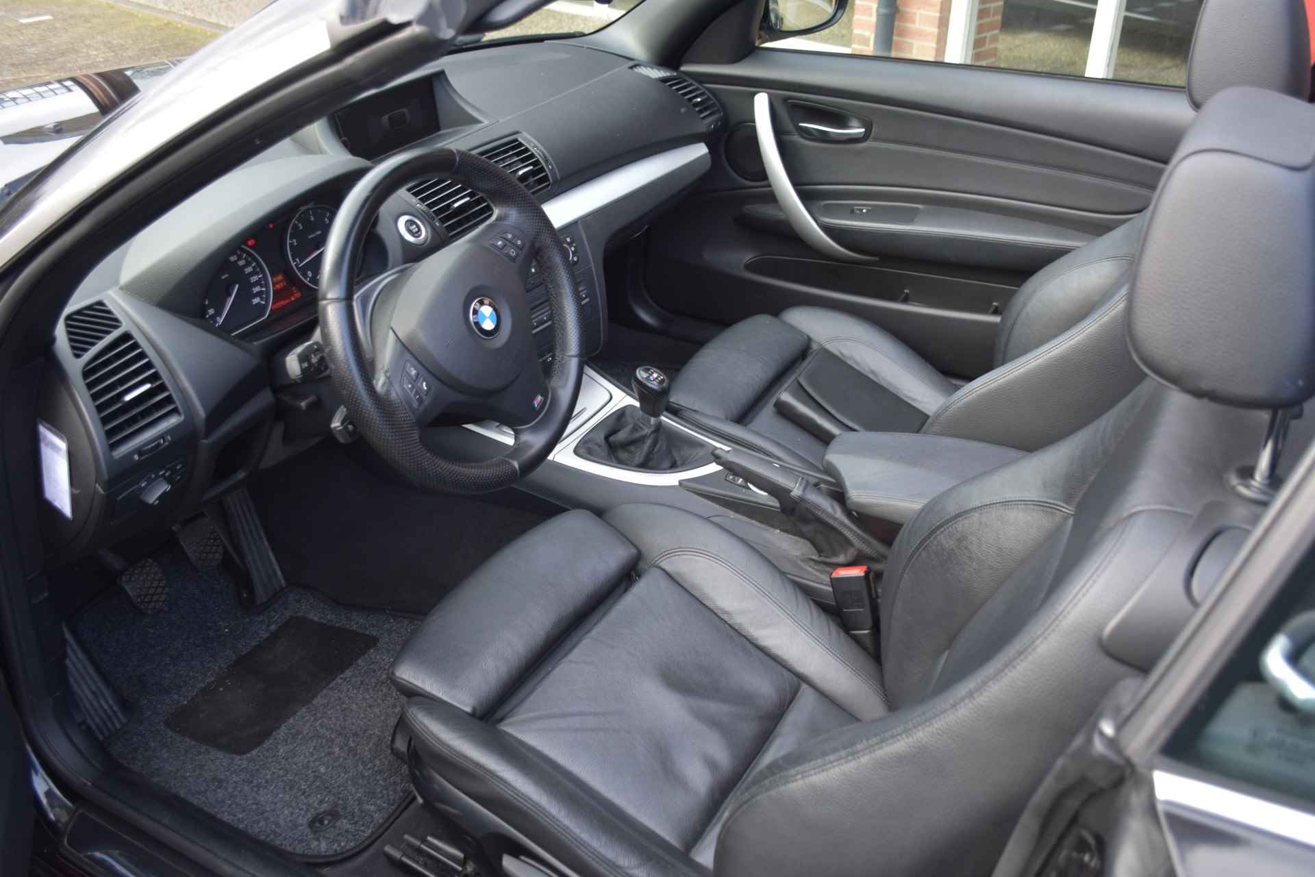 BMW 1 Serie Cabrio 120i High Executive - 10/22
