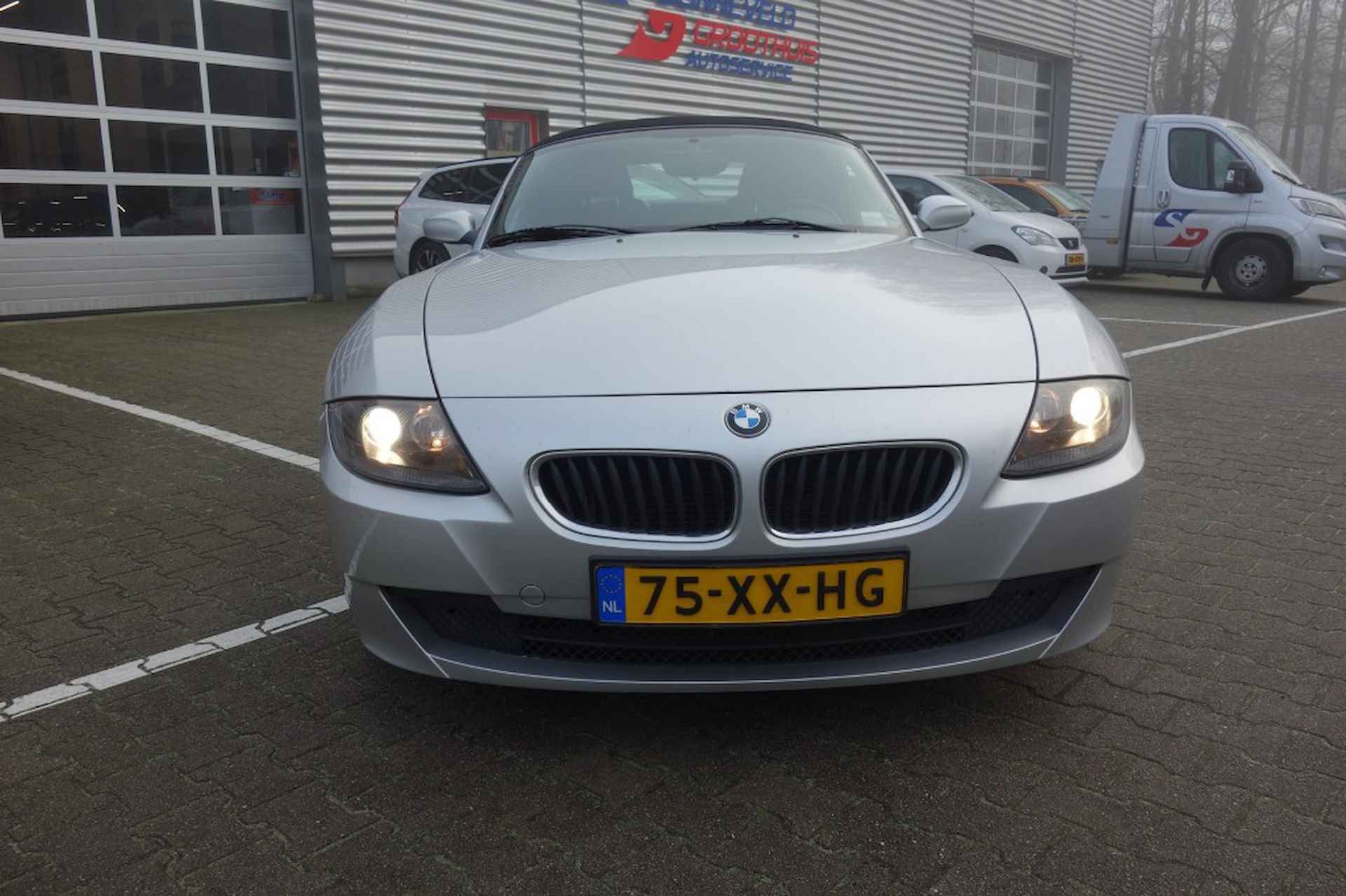 BMW Z4 2.0I ANNIVERSARY, Leer, 17 Inch, Pdc, Bluetooth - 8/21