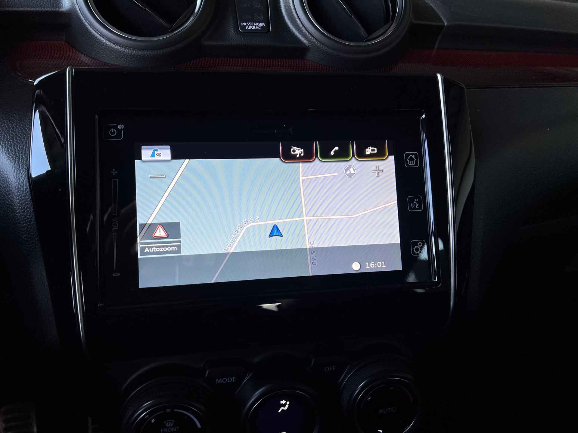 Suzuki Swift 1.4 Sport Smart Hybrid | Carplay | Navi | Camera | All-in rijklaarprijs - 17/44