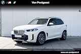 BMW X5 xDrive50e M-Sport 20 Inch / Comfort Acces / Soft Close / Electrische Zwenkhaak / Glazen Schuifdak / Getinte Achterramen / Electrisch Verstelbare Voorstoelen / Stoelverwarming Voor & Achter / Adaptieve Led Koplampen / Driving Assistant / Parking Assistant Prof  / Harman Kardon