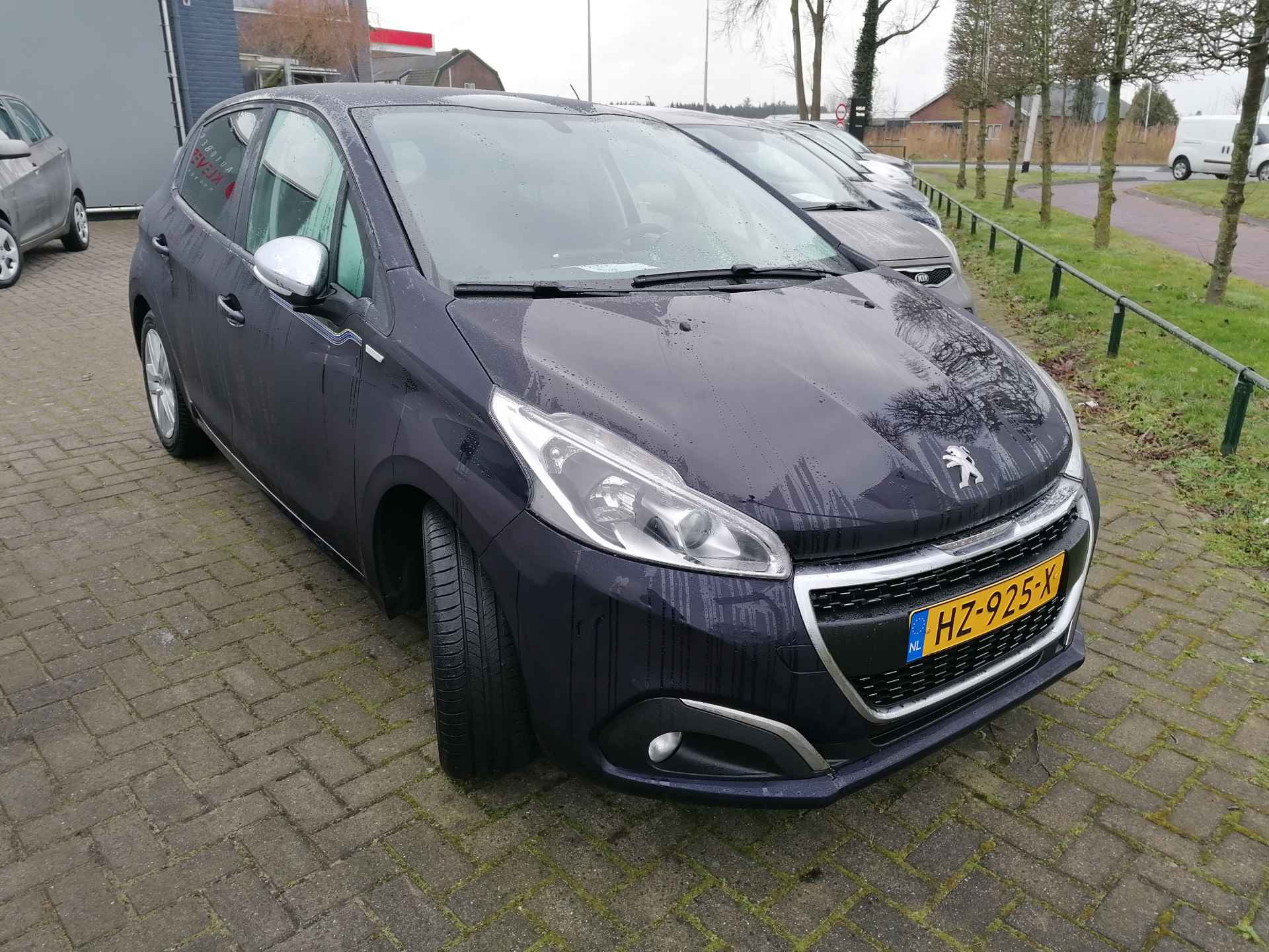 Peugeot 208 1.2 PureTech Urban Soul Wij bieden ook financiering mogelijkheden aan. - 4/15