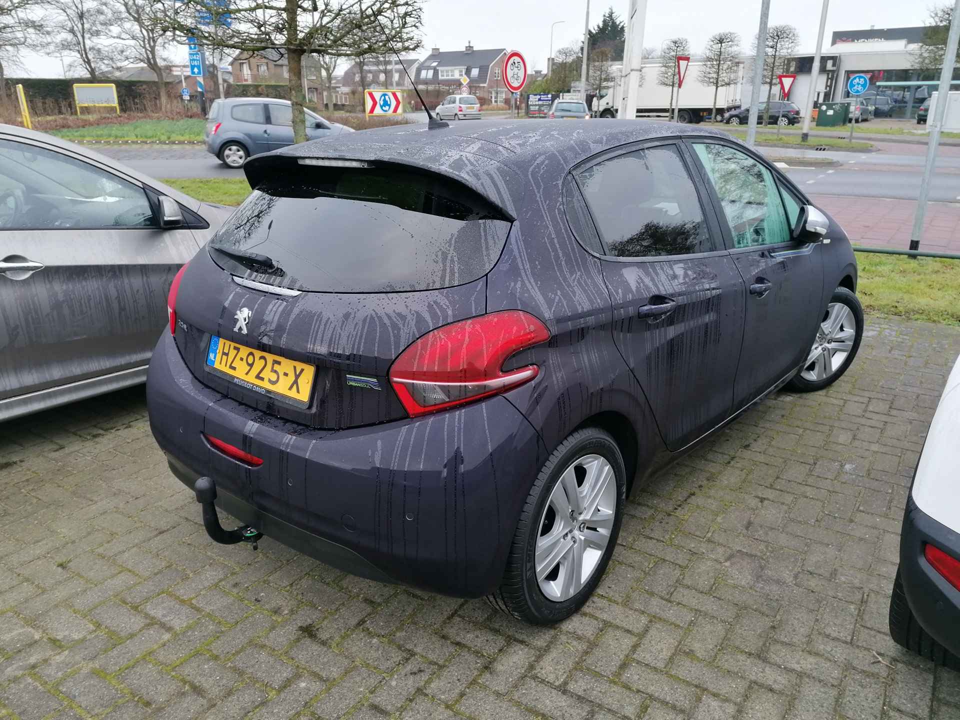 Peugeot 208 1.2 PureTech Urban Soul Wij bieden ook financiering mogelijkheden aan. - 5/15