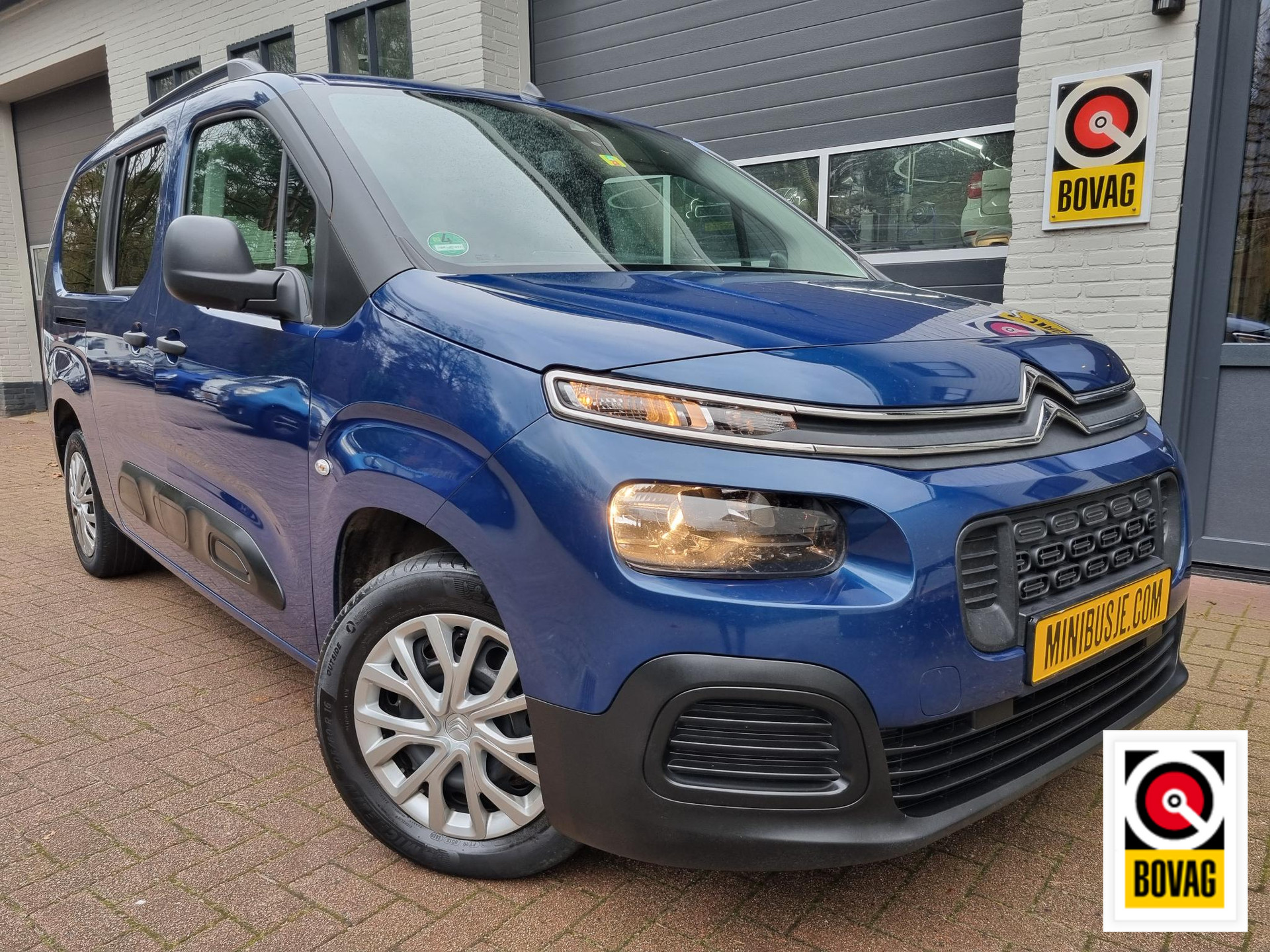 Citroen Berlingo XL 1.2 PureTech NAVI / TREKHAAK / NAVI / CRUISE