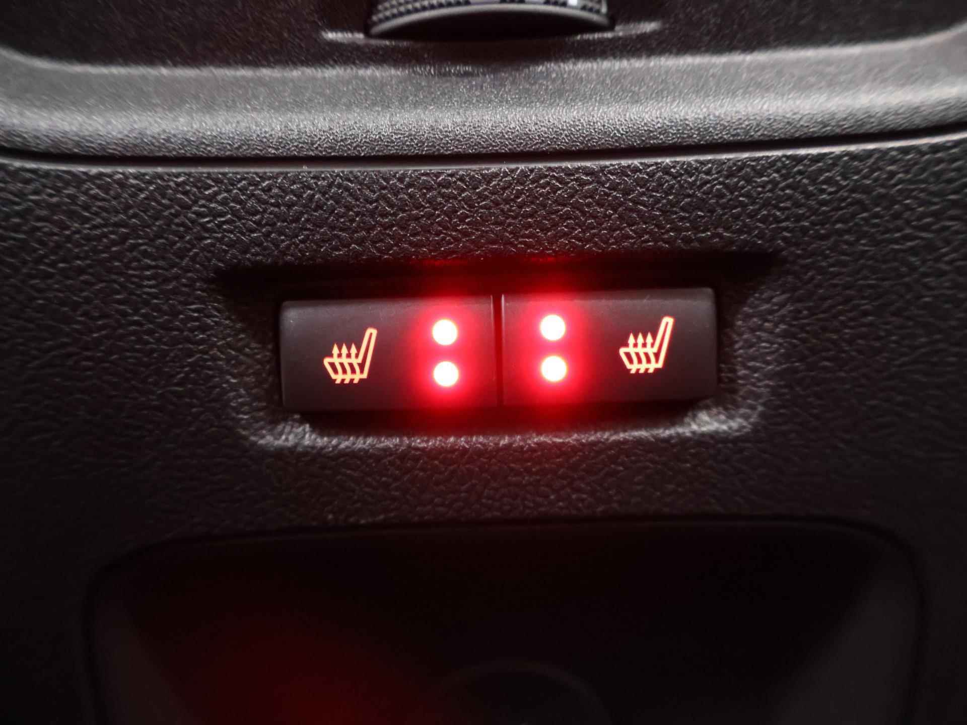 Ford Kuga 2.5 PHEV ST-Line X | Panoramadak | Adaptive Cruise Control | Adaptive LED koplampen | Winterpack | - 32/46