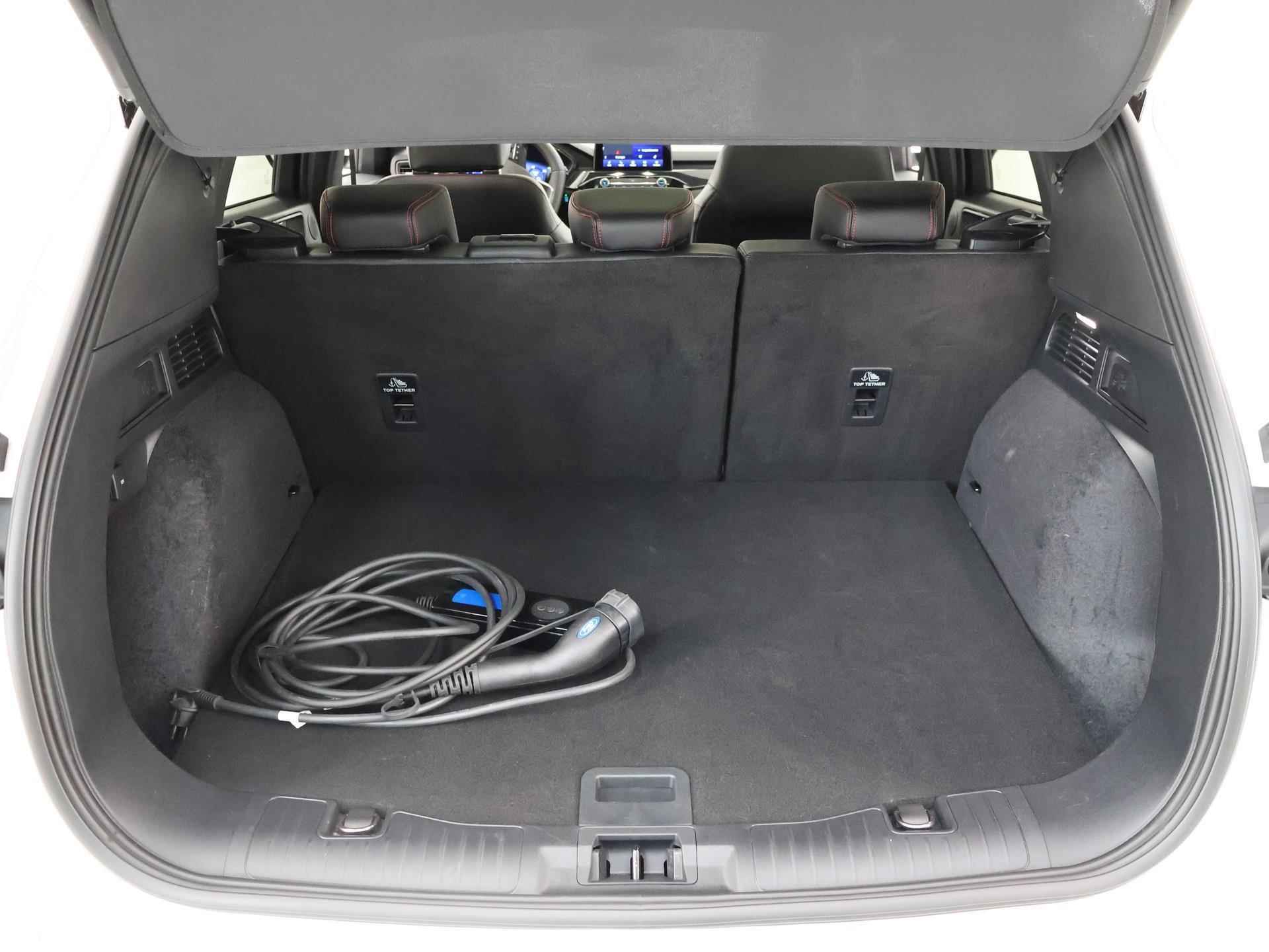 Ford Kuga 2.5 PHEV ST-Line X | Panoramadak | Adaptive Cruise Control | Adaptive LED koplampen | Winterpack | - 41/46