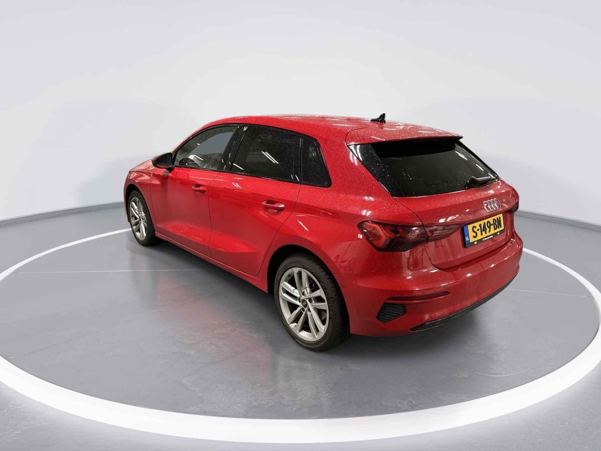 Audi A3 Sportback 30 Tfsi 110pk S-tronic Advanced edition · ACC · Navi · Smartphone Interface · P-Sensoren · Park Assist · 17'' Inch · Garantie t/m 10-01-2027 of 100.000km - 3/13