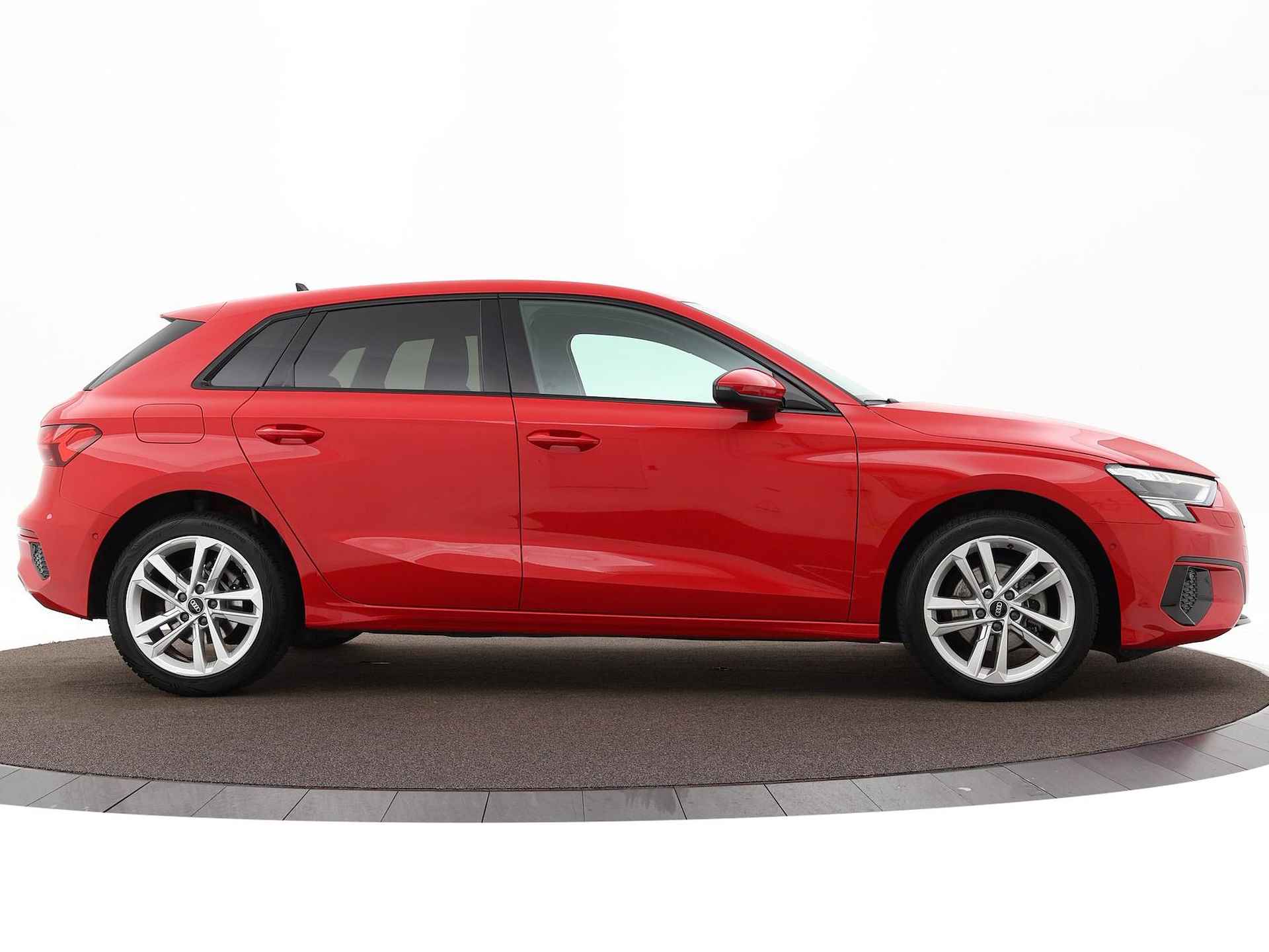 Audi A3 Sportback 30 Tfsi 110pk S-tronic Advanced edition · ACC · Navi · Smartphone Interface · P-Sensoren · Park Assist · 17'' Inch · Garantie t/m 10-01-2027 of 100.000km - 24/35