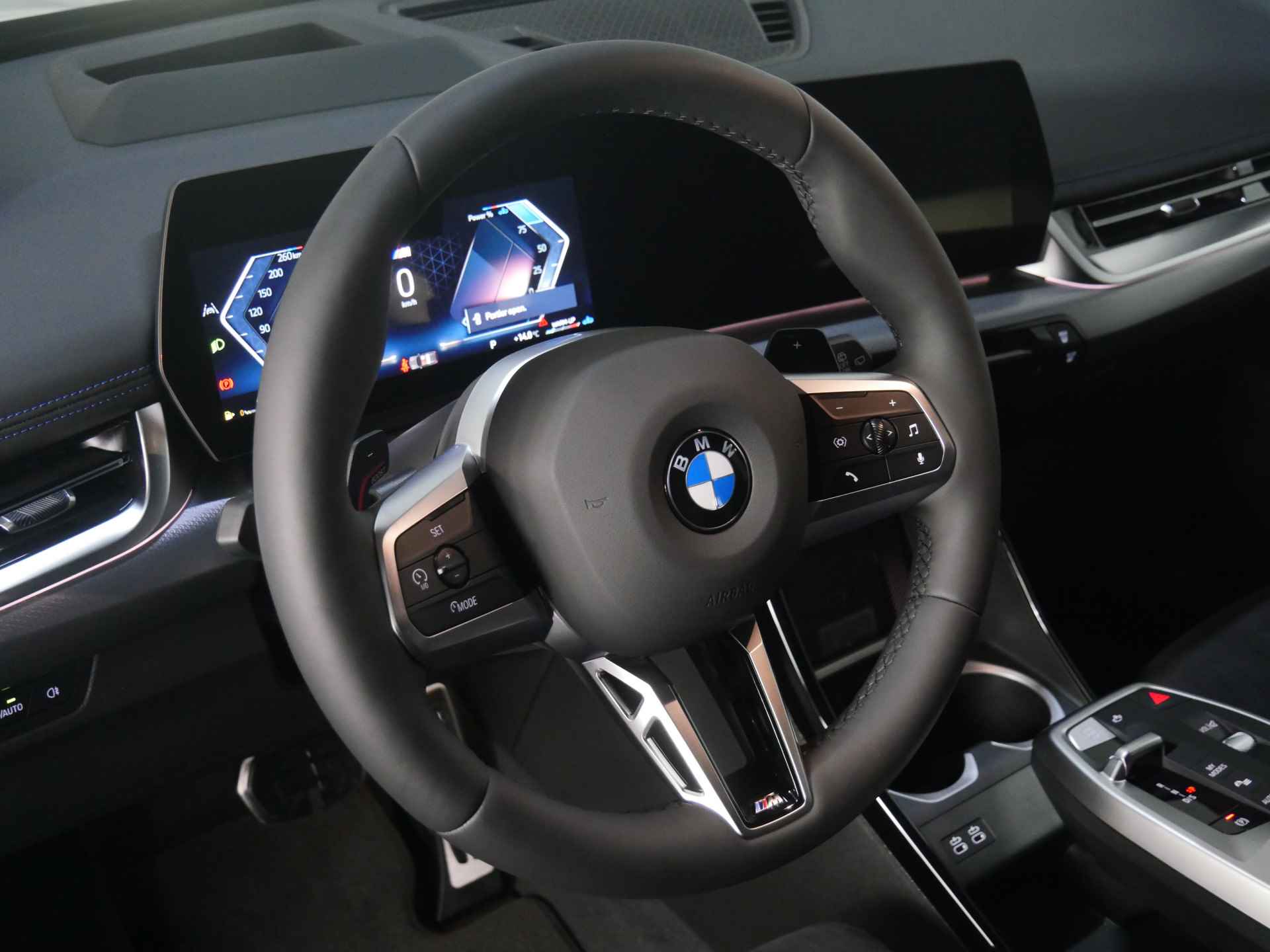 BMW X1 sDrive18i High Executive M Sport Automaat / Panoramadak / Trekhaak / Verwarmd stuurwiel / Sportstoelen / Stoelverwarming / Adaptieve LED / Harman Kardon / Head-Up - 15/30