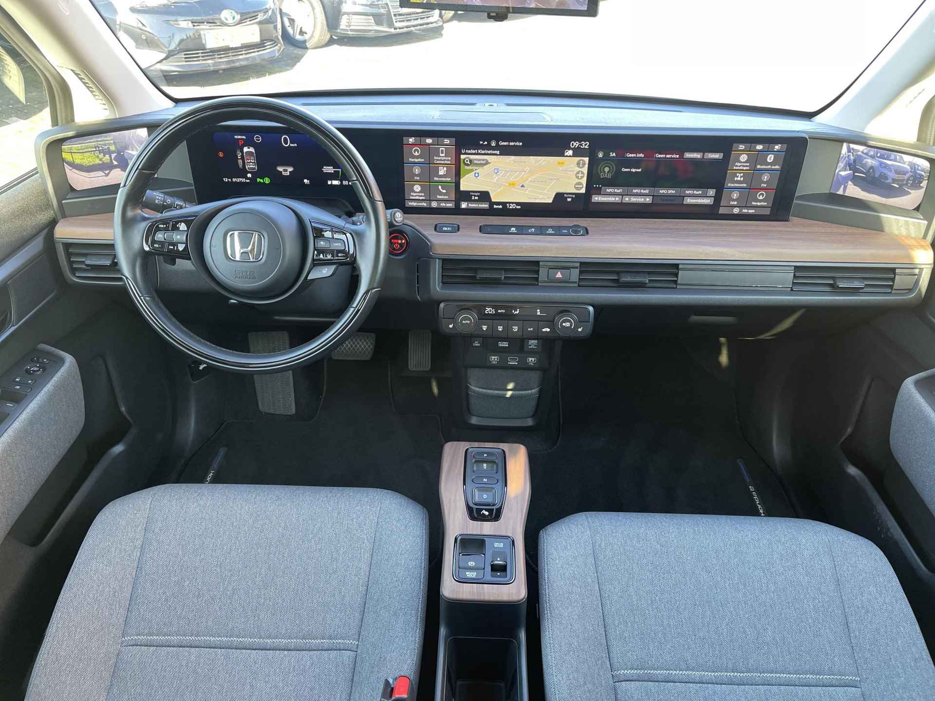 Honda e Advance 16" *SUBSIDIE MOGELIJK* | Panoramadak | Navigatie | 360° Camera | Stuur- + Stoelverwarming | Adapt. Cruise Control | Binnen- + Buitenspiegels Digitaal | Rijklaarprijs! - 14/34