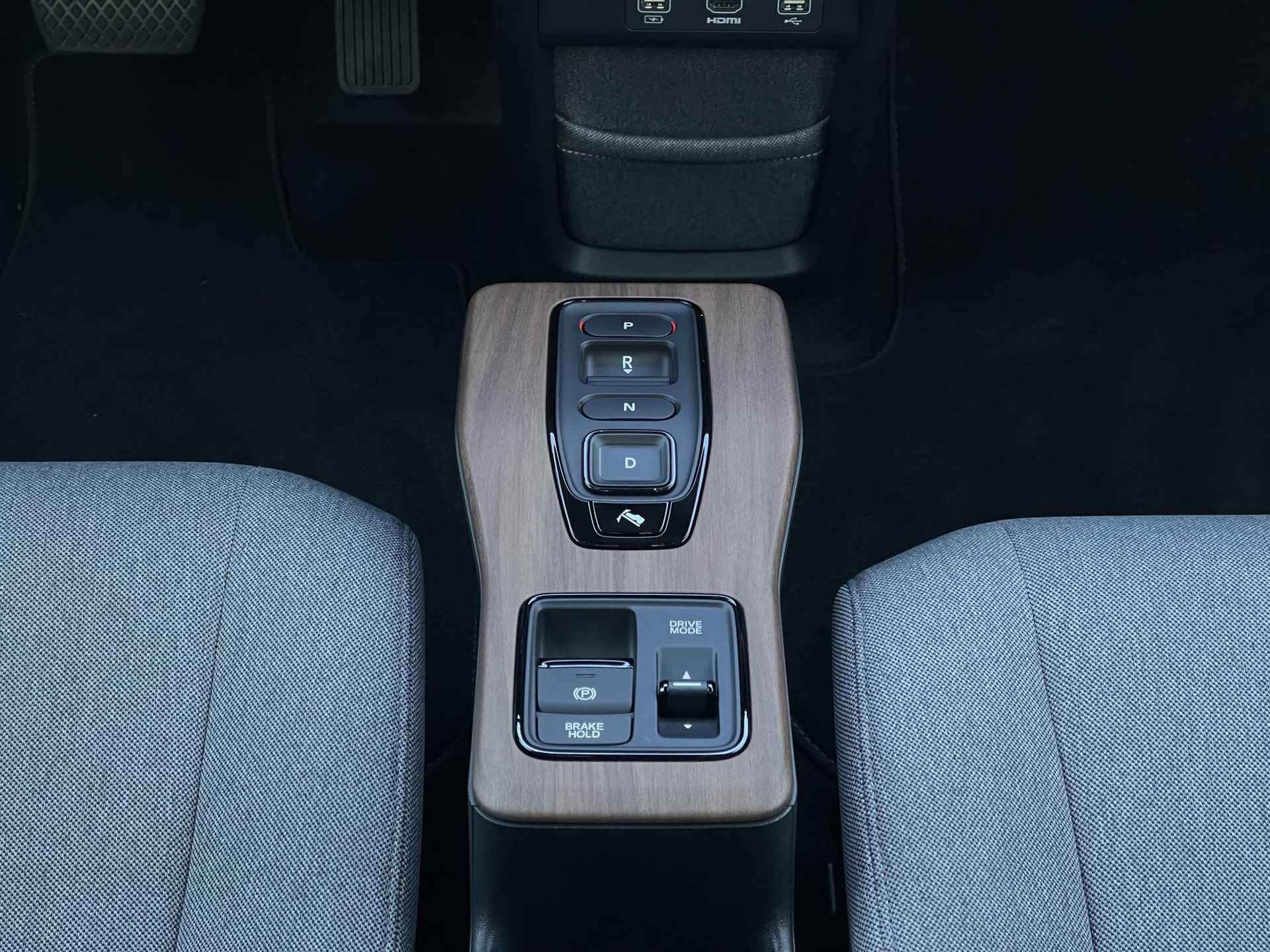 Honda e Advance 16" *SUBSIDIE MOGELIJK* | Panoramadak | Navigatie | 360° Camera | Stuur- + Stoelverwarming | Adapt. Cruise Control | Binnen- + Buitenspiegels Digitaal | Rijklaarprijs! - 20/34