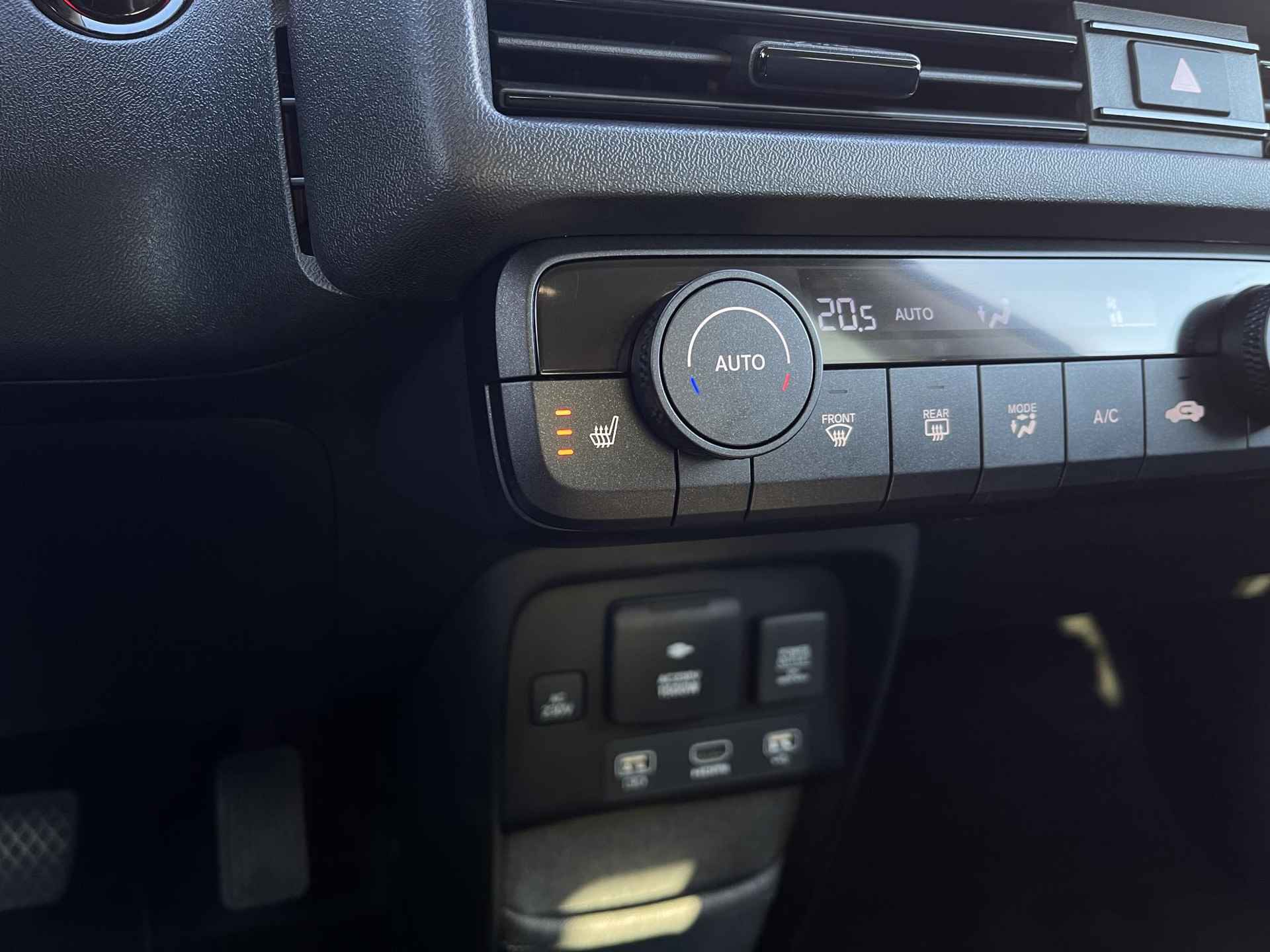 Honda e Advance 16" *SUBSIDIE MOGELIJK* | Panoramadak | Navigatie | 360° Camera | Stuur- + Stoelverwarming | Adapt. Cruise Control | Binnen- + Buitenspiegels Digitaal | Rijklaarprijs! - 24/34