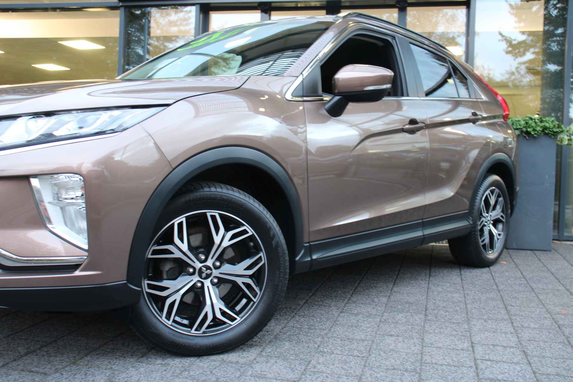 Mitsubishi Eclipse Cross 1.5 DI-T Pure - 8/27