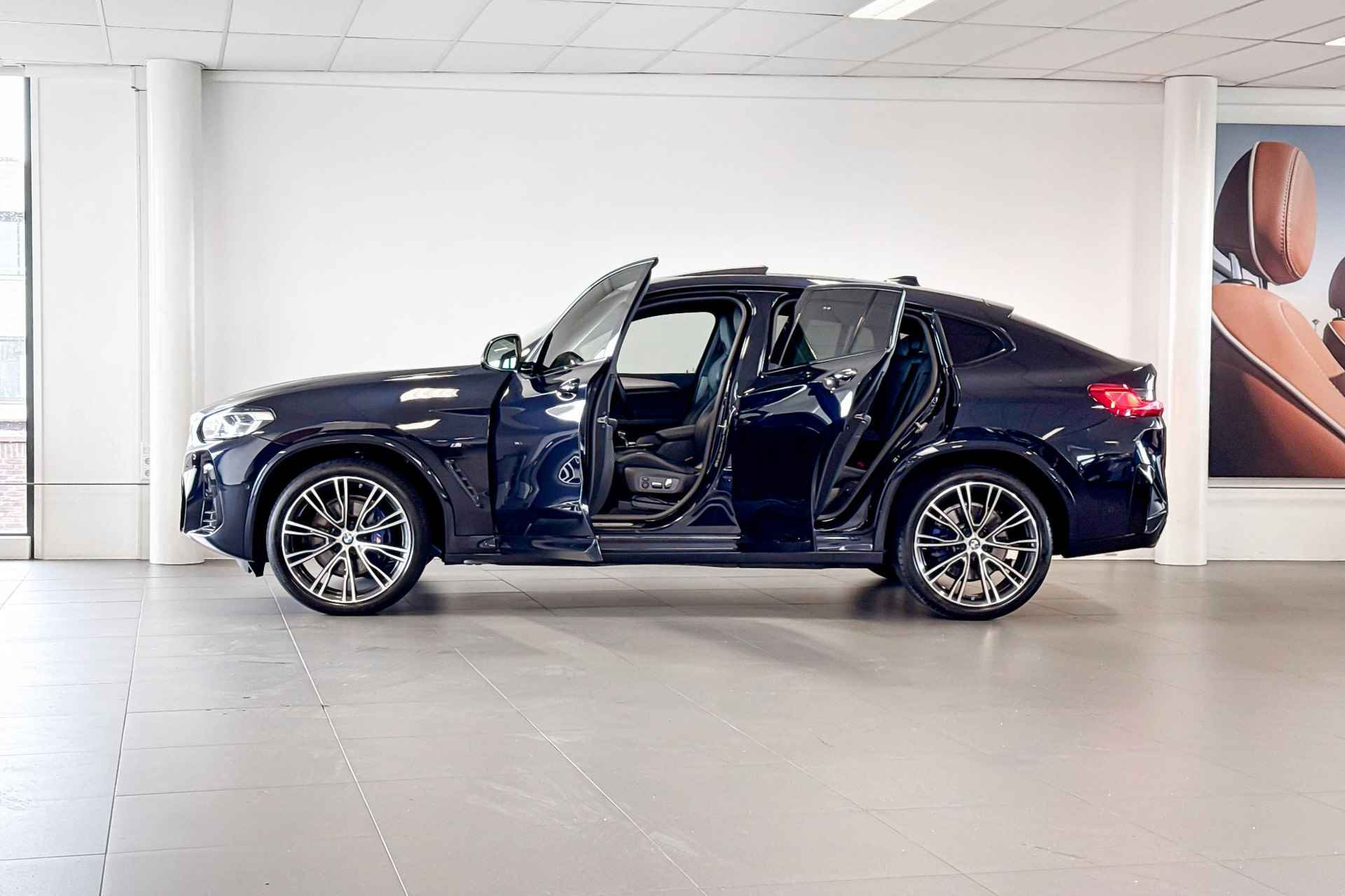 BMW X4 xDrive30d Business Edition Plus | M Sport | Stoelverwarming | Glazen Panoramadak | Trekhaak | - 3/26