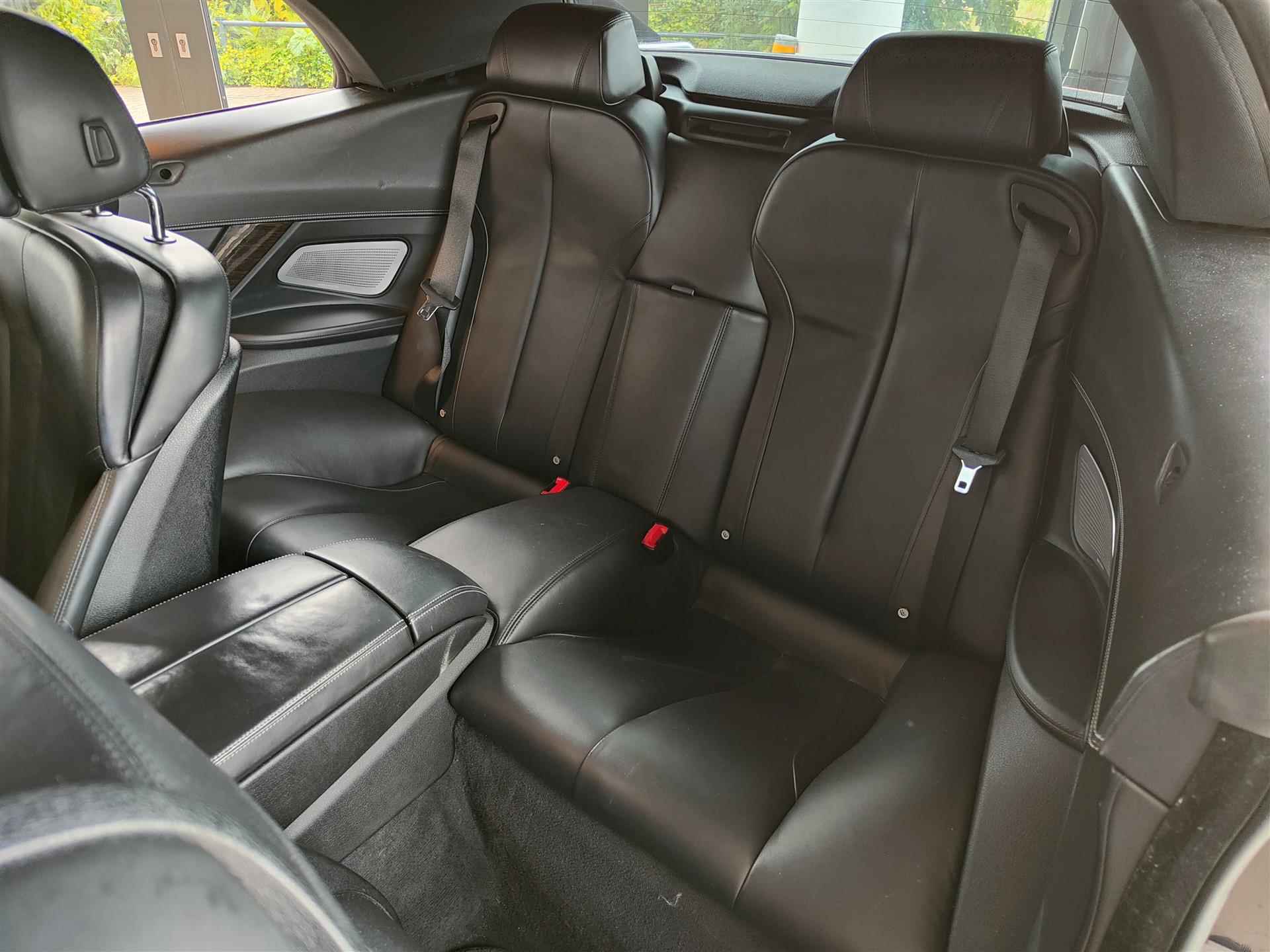 BMW 6 Serie Cabrio 650xi High Executive | XDrive | 408 PK | Automaat - 9/35