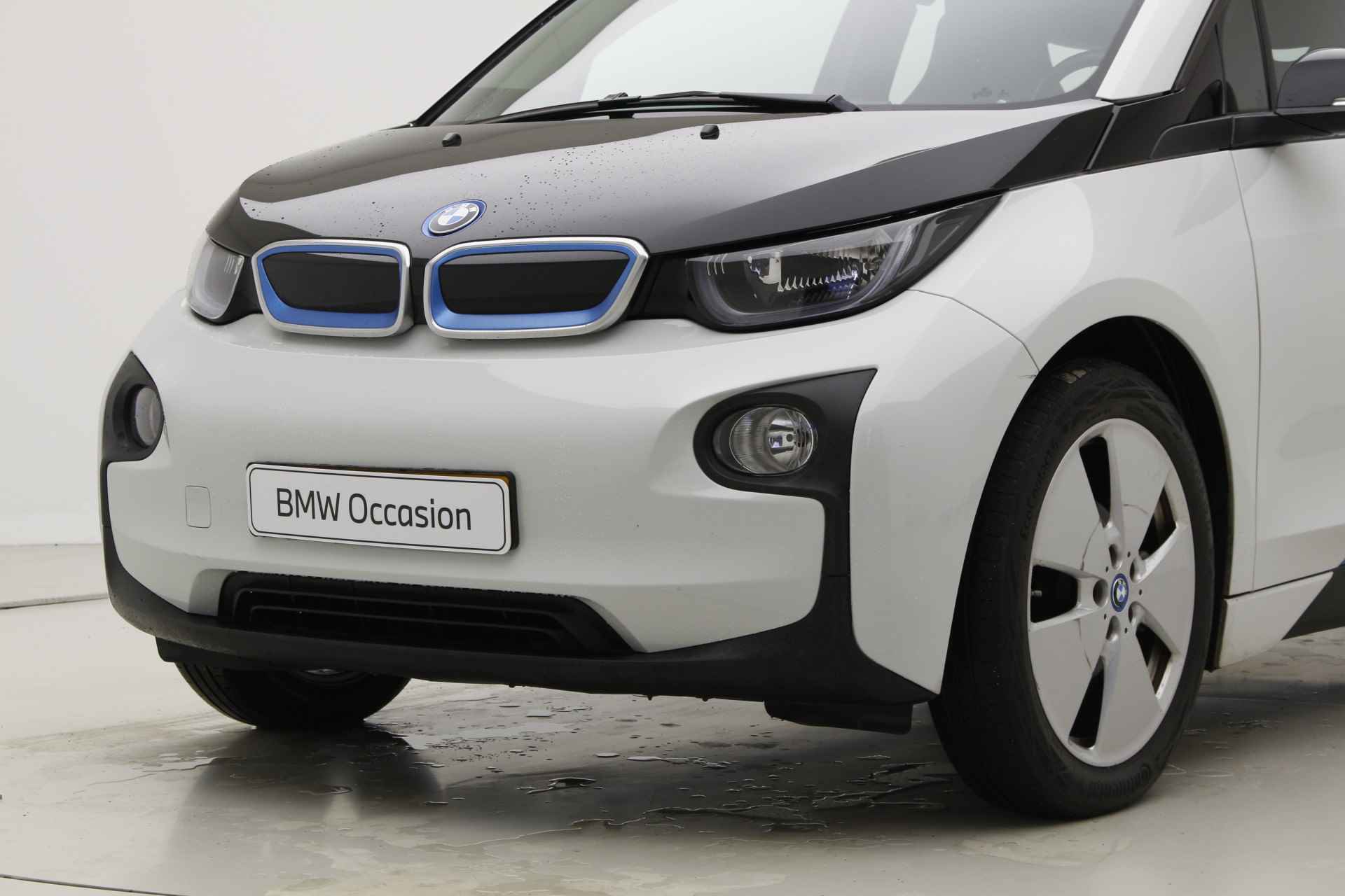 BMW i3 Basis Comfort 22 kWh | Warmte Pomp | Snellader | Navi | - 8/36