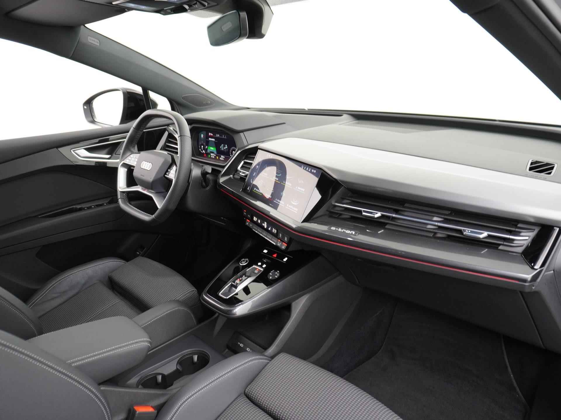 Audi Q4 Sportback e-tron 40 S edition 77 kWh |ADAP. CRUISE| DODE HOEK.| HEAD-UP| 40.394,- EX. BTW - 44/49
