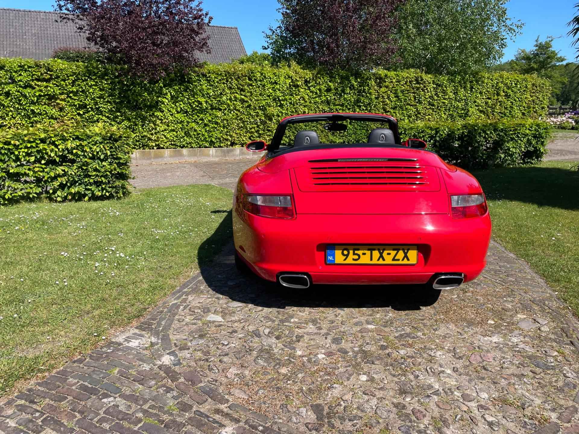 Porsche 911 Cabrio 3.6 Carrera-NL auto-Navi-Xenon-19"- - 9/52