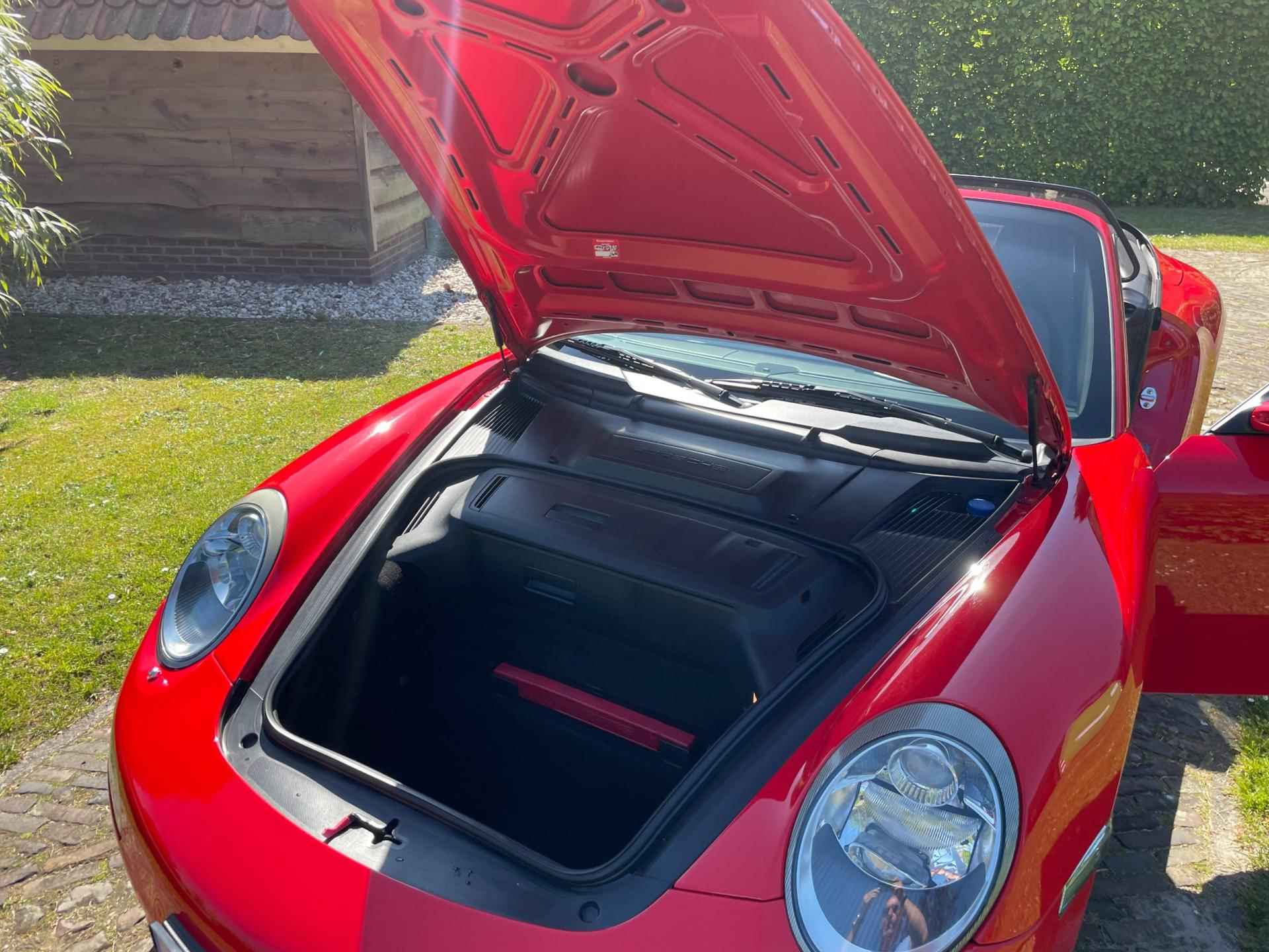 Porsche 911 Cabrio 3.6 Carrera-NL auto-Navi-Xenon-19"- - 45/52