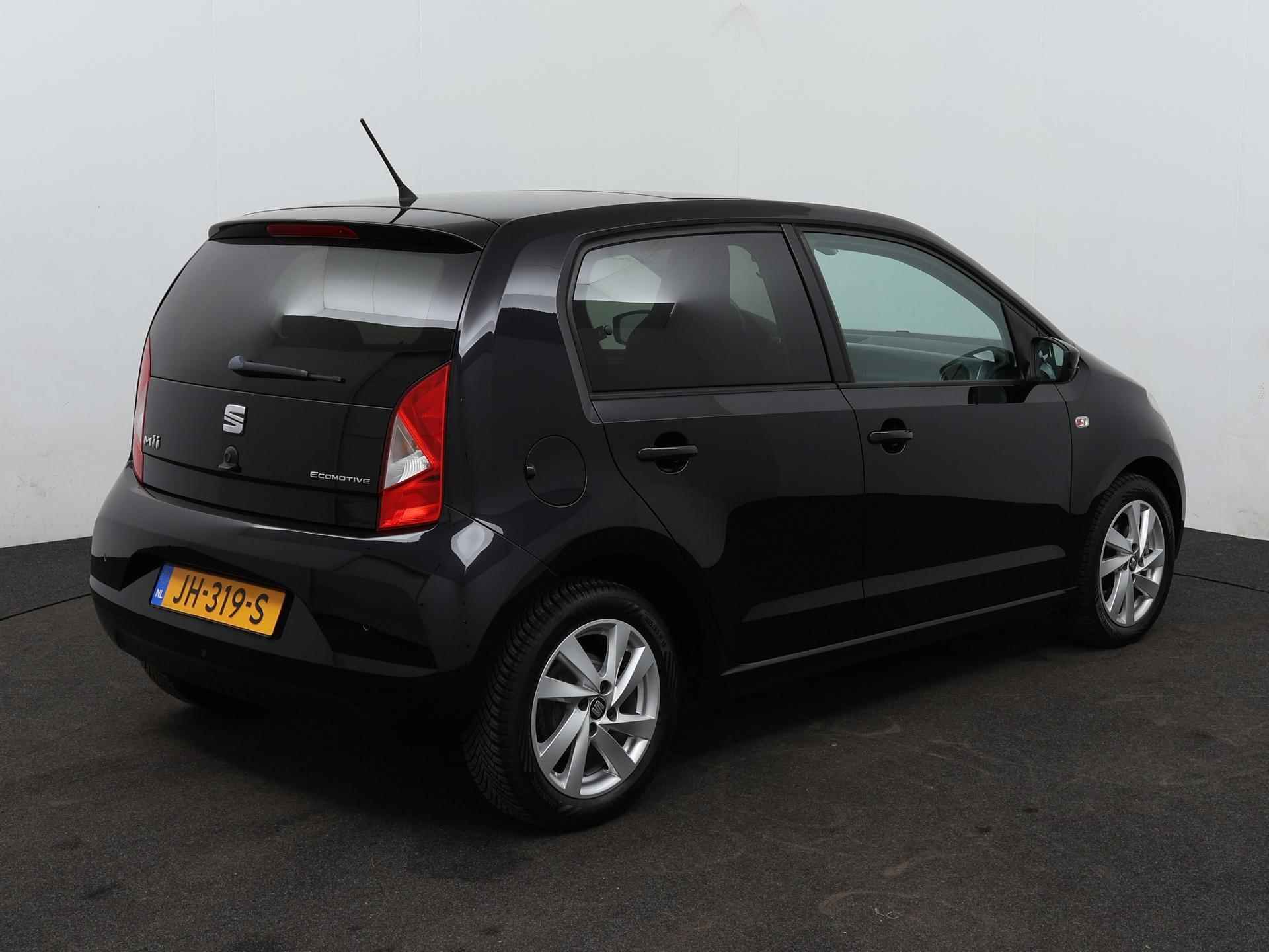 SEAT Mii 1.0 Sport Connect | Panoramadak | Airco | Parkeersensoren achter | Navigatie uitneembaar | LMV - 4/16