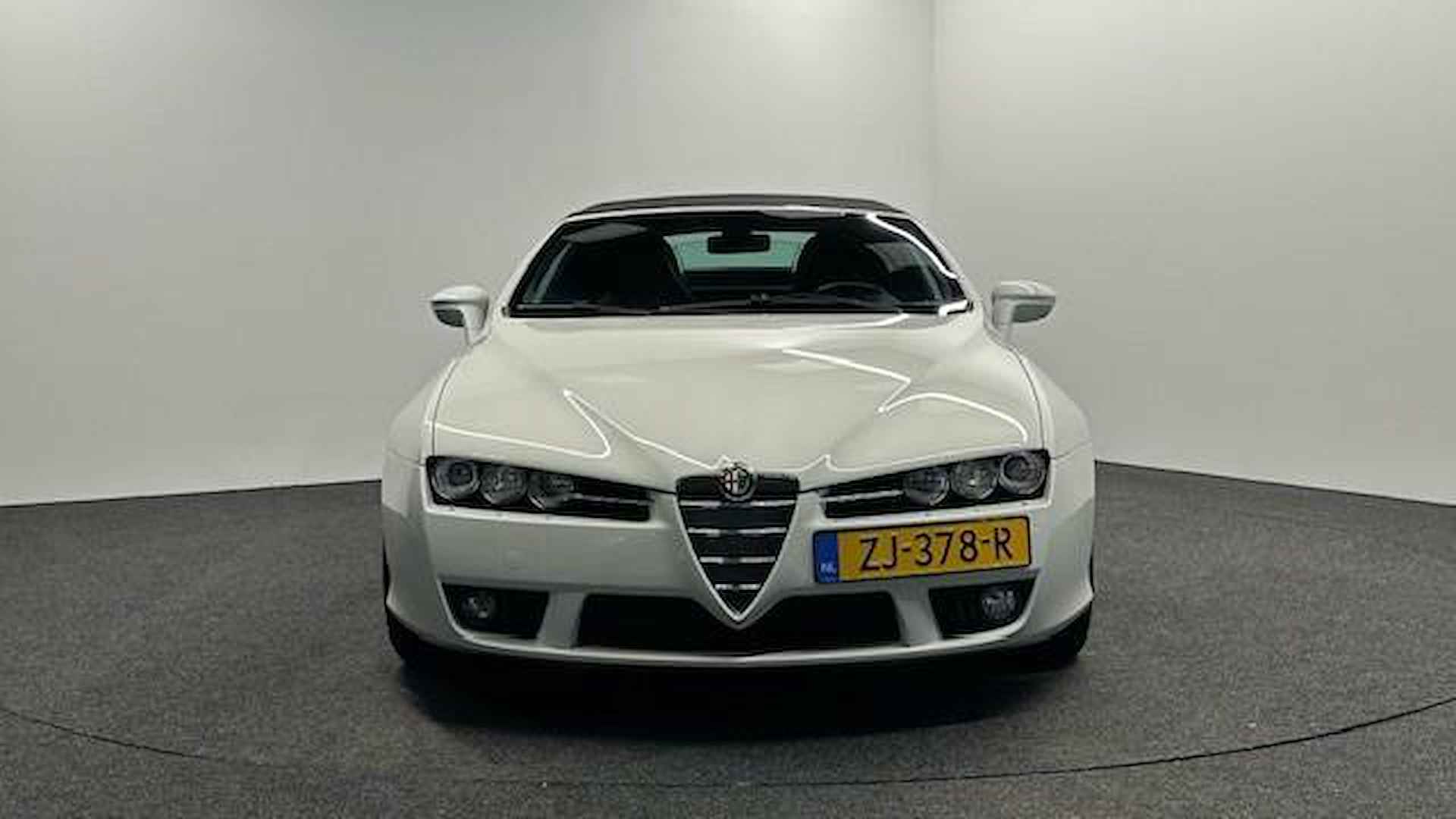 Alfa Romeo Spider 1.7 T Sport - 7/30