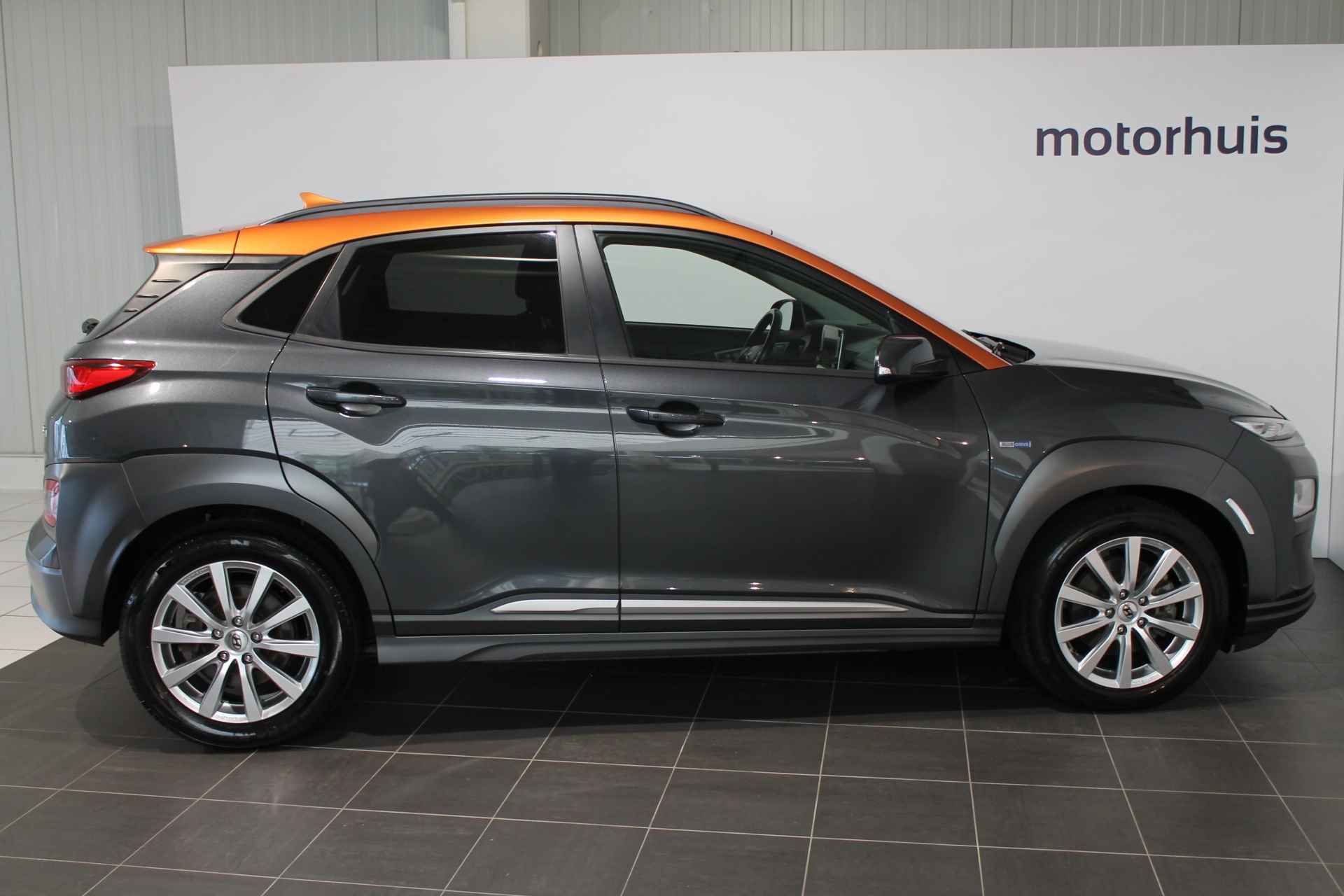 Hyundai Kona EV 204pk 2WD Automaat Premium - 24/26