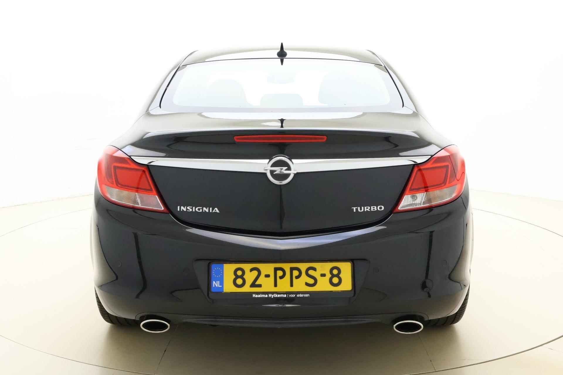 Opel Insignia 1.6 T Edition 4 Deurs 180pk | Navigatie | AGR Stoelen | Wegklapbare Trekhaak | 18" Lichtmetalen Velgen | Parkeersensoren | Dealeronderhouden | Parkeersensoren - 12/31