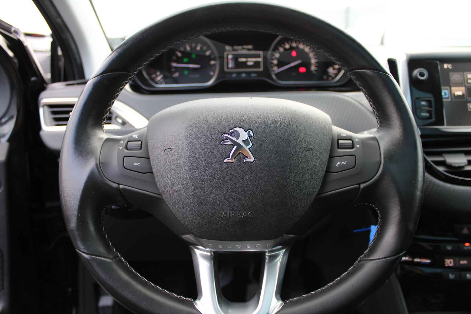 Peugeot 2008 1.2 130 PK Allure | NAVI | PANORAMADAK | TREKHAAK - 9/34