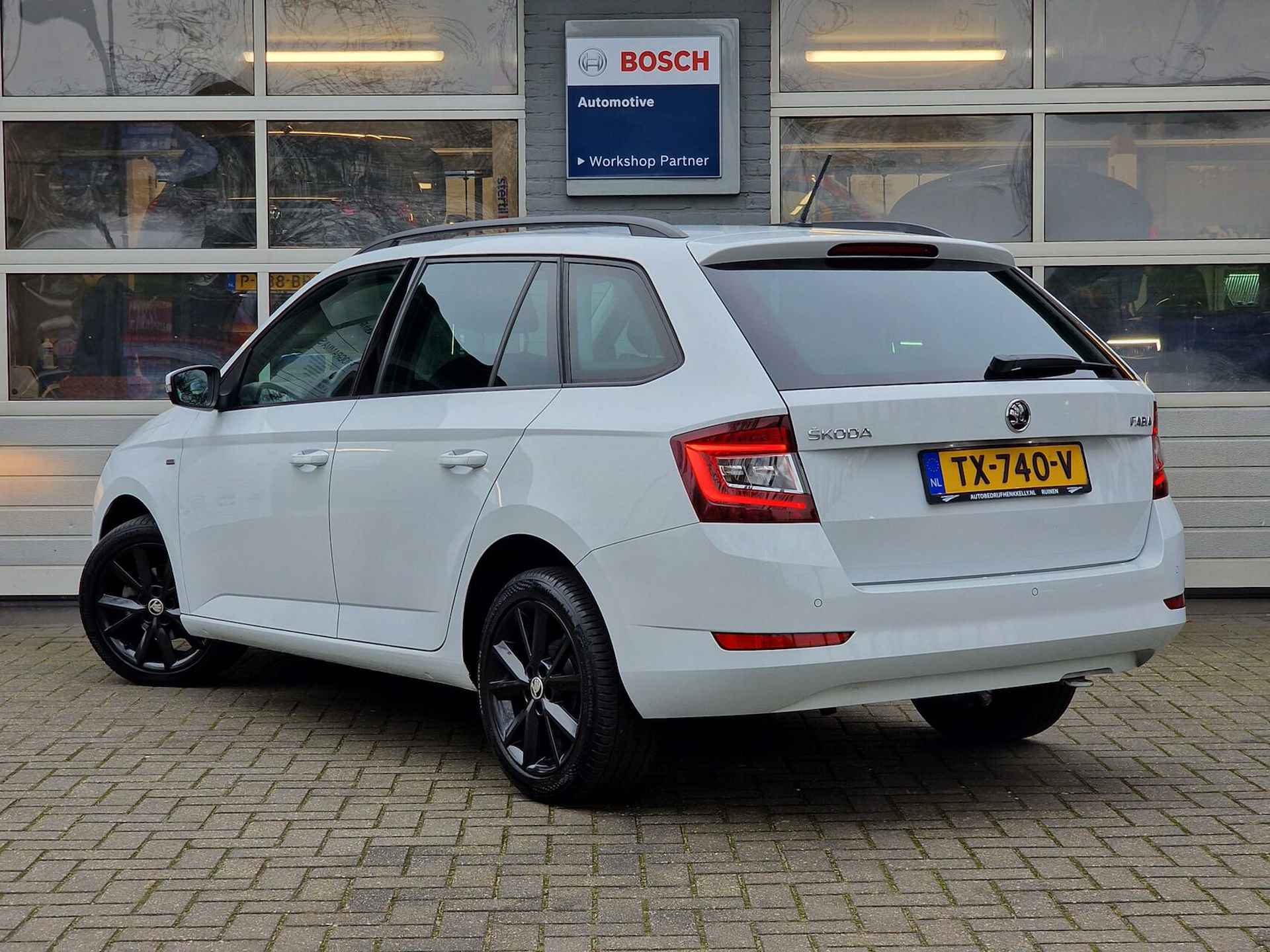 Skoda Fabia Combi 1.0 Clever|Navi|Clima|Cruise|16-inch LM|Carplay|Regensensor| - 2/19