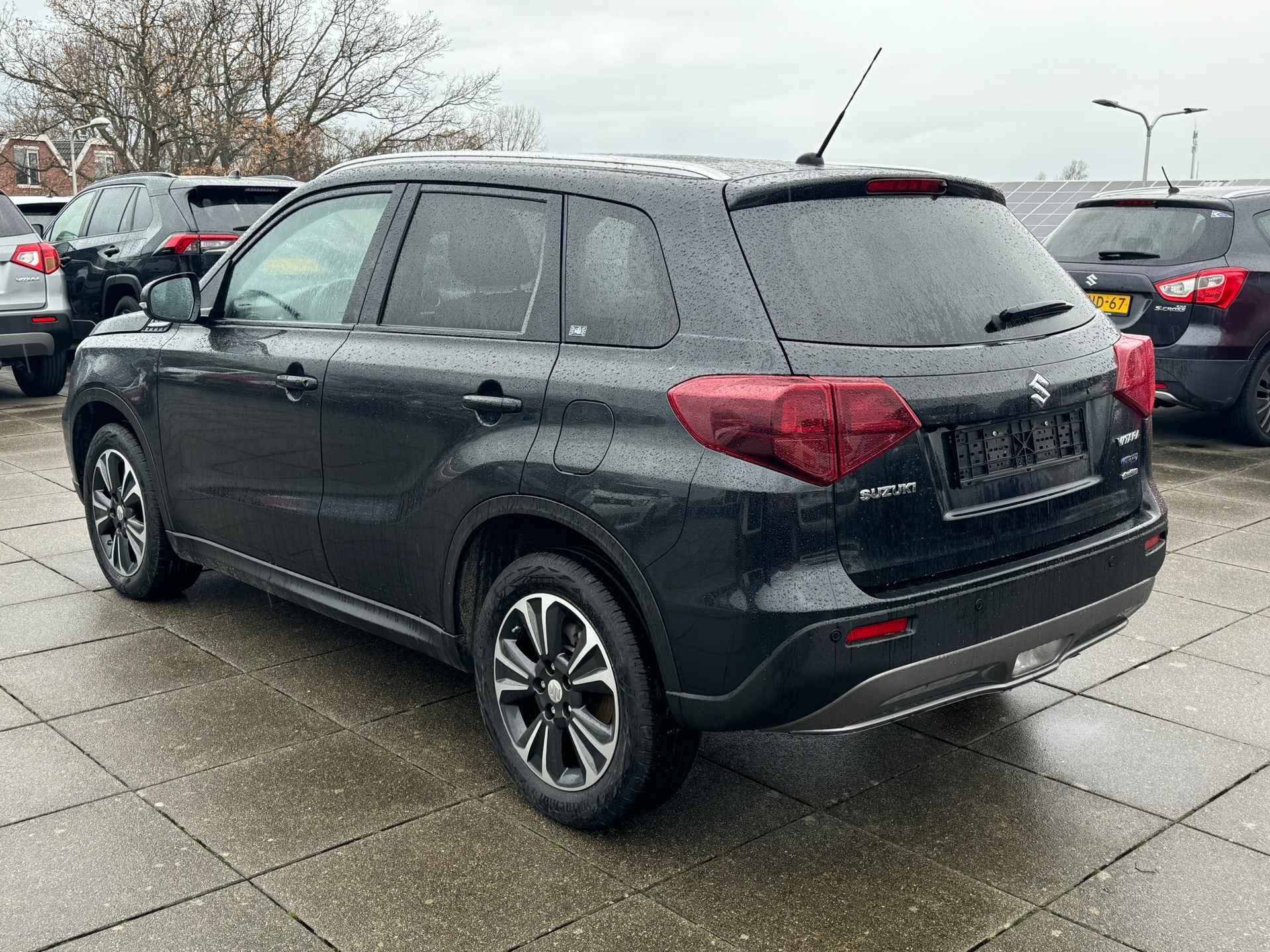 Suzuki Vitara 1.5 Hybrid AllGrip Style AUTOMAAT/OPENDAK/4X4 - 3/14