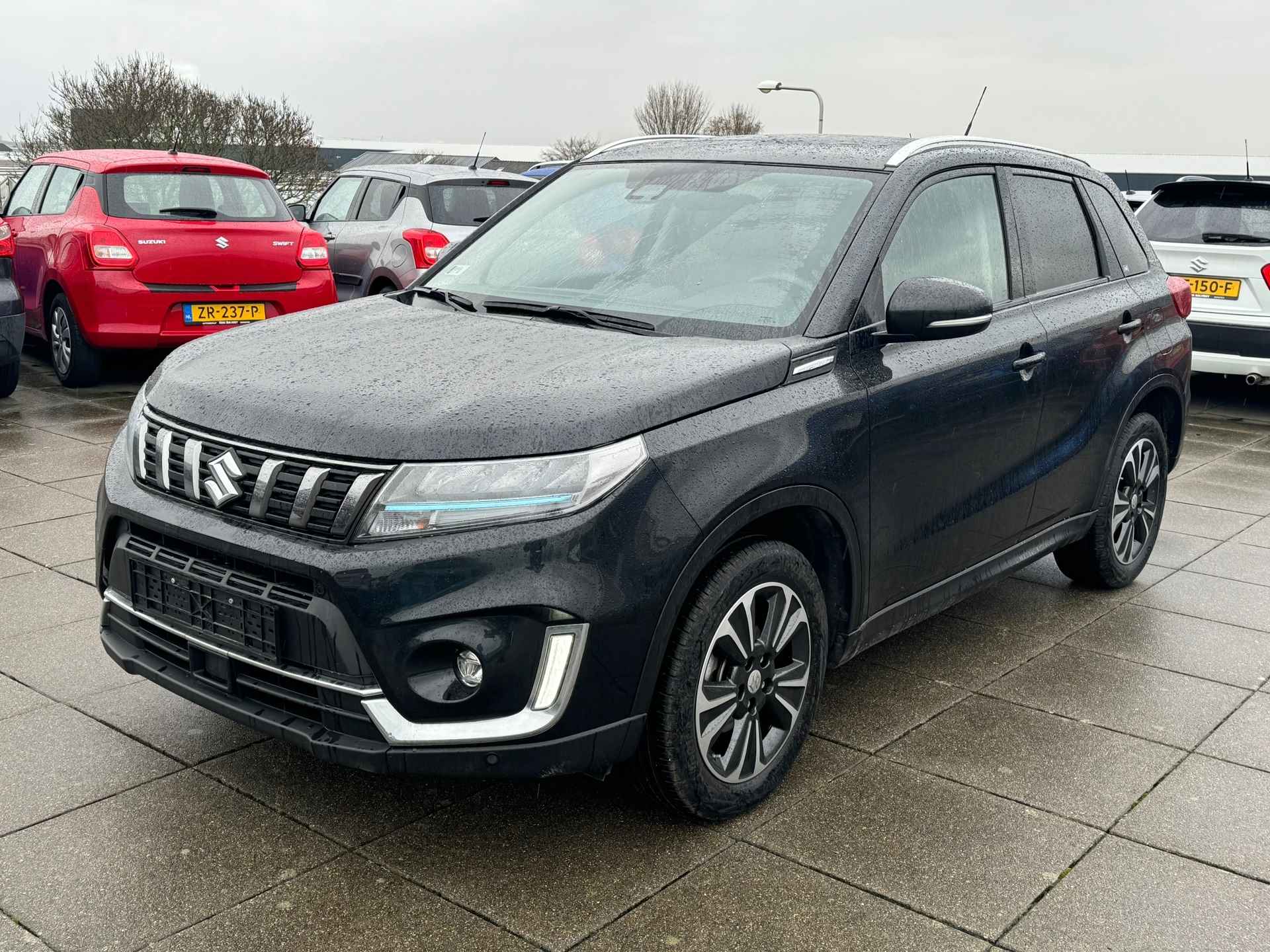 Suzuki Vitara 1.5 Hybrid AllGrip Style AUTOMAAT/OPENDAK/4X4 - 4/14