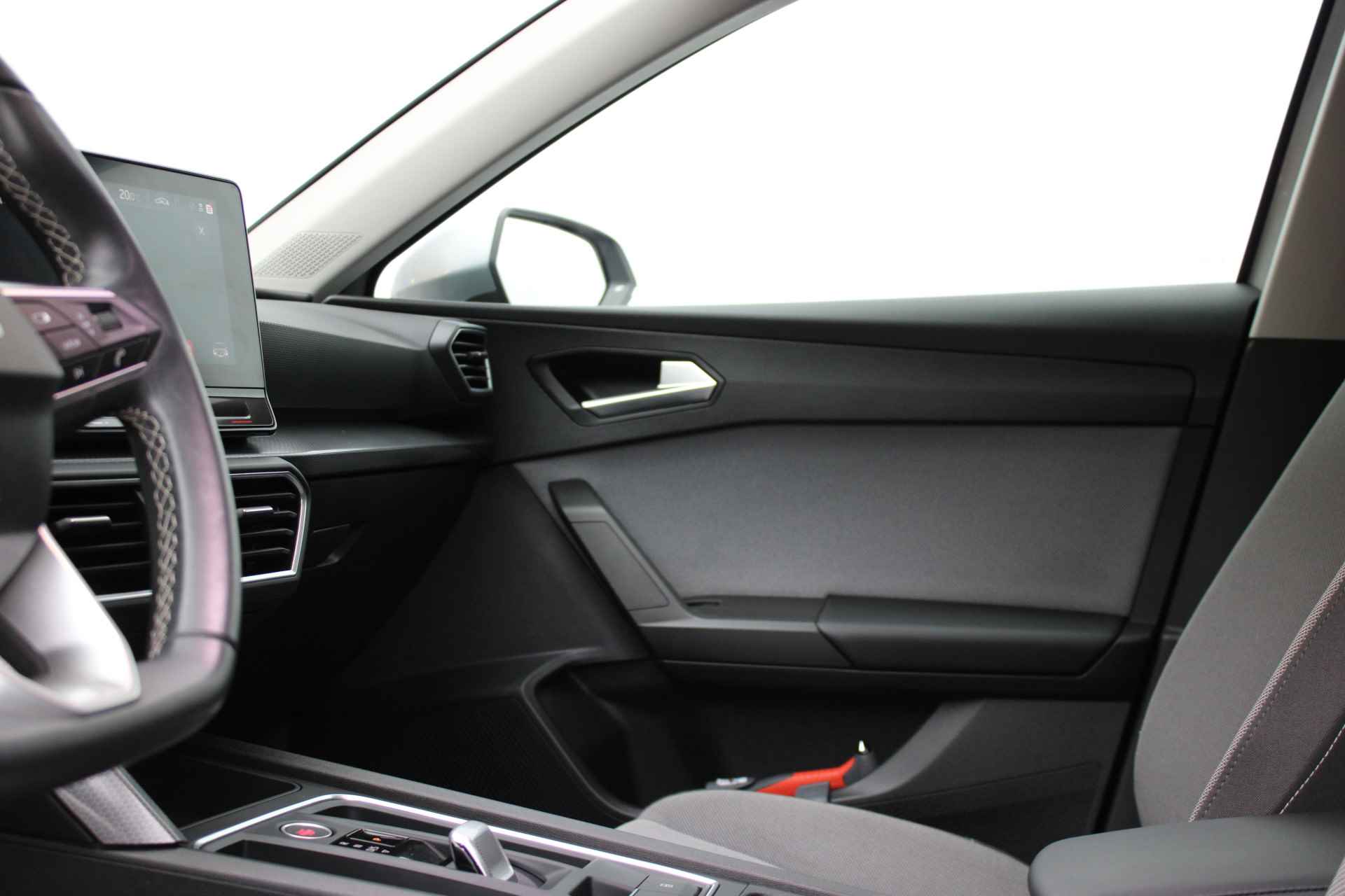 SEAT Leon 1.0 eTSI 110PK DSG Aut. Style Business Intense | Extra Fabrieksgarantie | Virtual Cockpit | Achteruitrijcamera | 17'' LMV | Park - 38/47