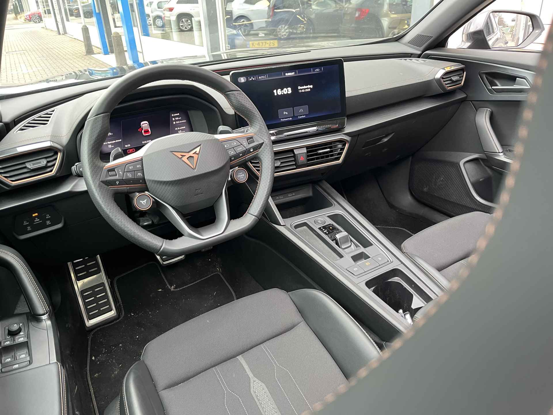 CUPRA Formentor 1.4 e-Hybrid VZ Performance / AUTOMAAT/ 245 PK/ FABRIEKSGARANTIE TM 1-2028/ PANO/ 360 CAMERA/ MEMORY SEATS/ DODE HOEK/ KEYLESS/ MATRIX/ STOEL-STUURVERWARM./ DCC/ ADAPT. CRUISE/ APP-CONNECT/ NAVI/ CLIMA/ DAB/ 19" LMV - 9/34