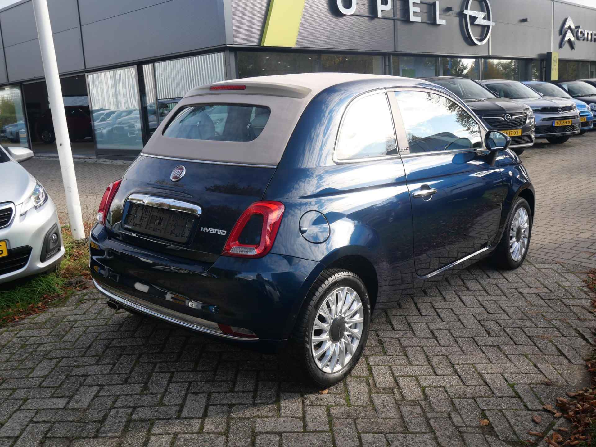 Fiat 500 C 69pk Hybrid Dolcevita  7"scherm | Parkeersensoren | Climate Control | Bluetooth | ALL Season - 4/26