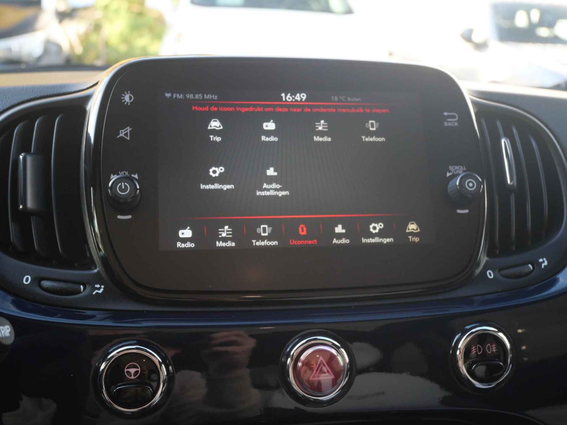 Fiat 500 C 69pk Hybrid Dolcevita  7"scherm | Parkeersensoren | Climate Control | Bluetooth | ALL Season - 11/26