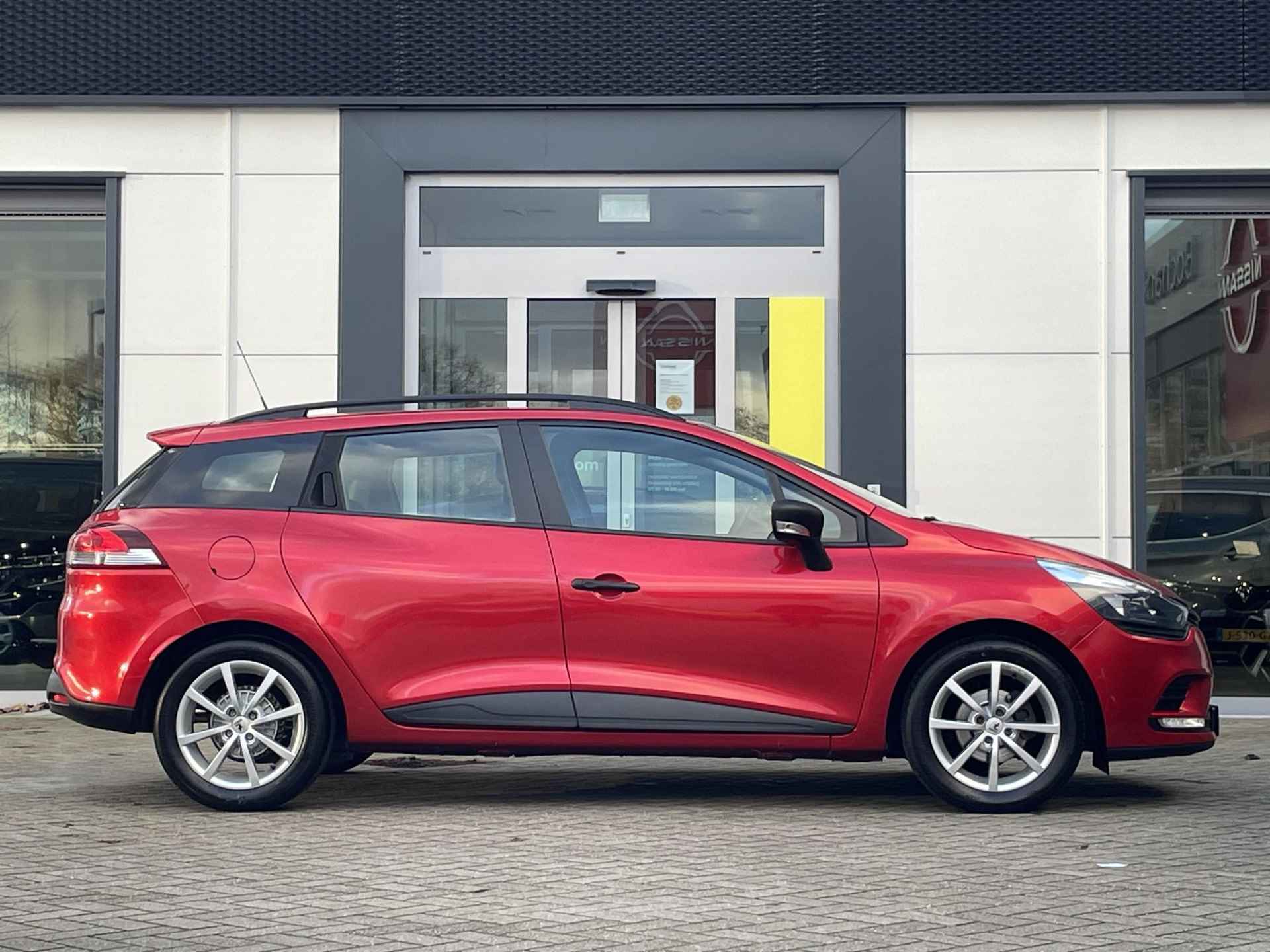 Renault Clio Estate 0.9 TCe Life Licht metalen velgen | banden nieuw! - 13/28