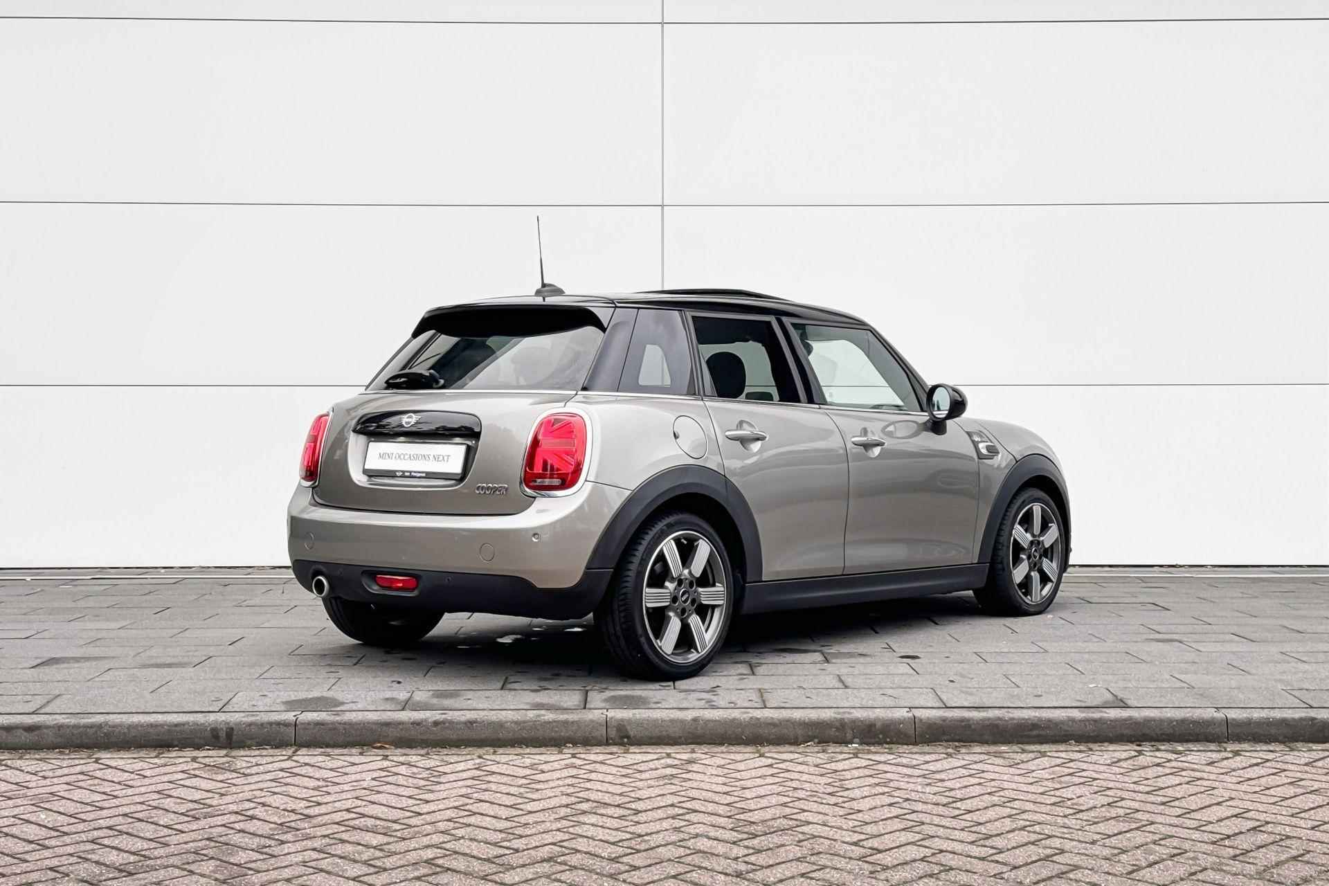 MINI 5-deurs Cooper 60 Years Edition - 5/22