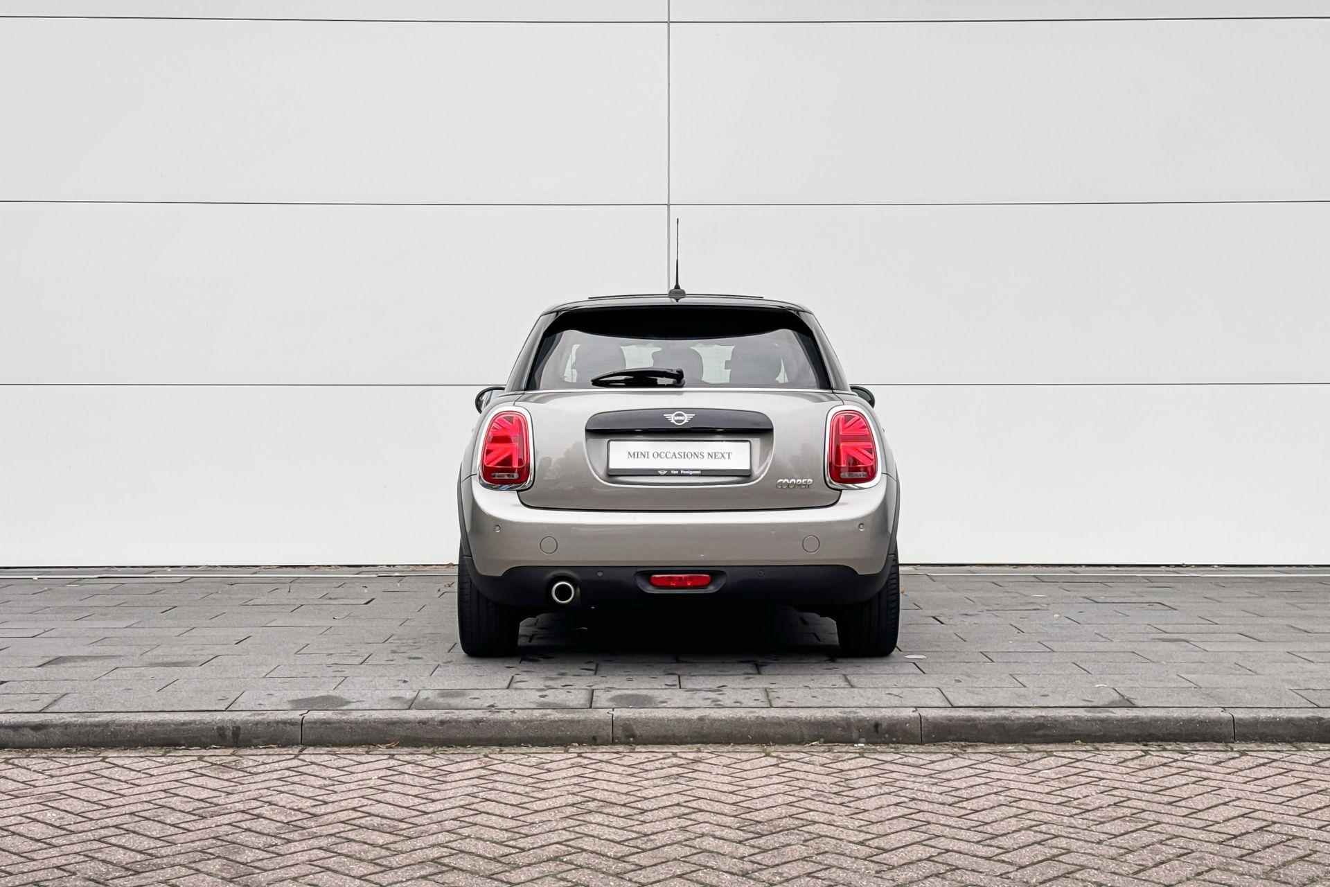 MINI 5-deurs Cooper 60 Years Edition - 6/22