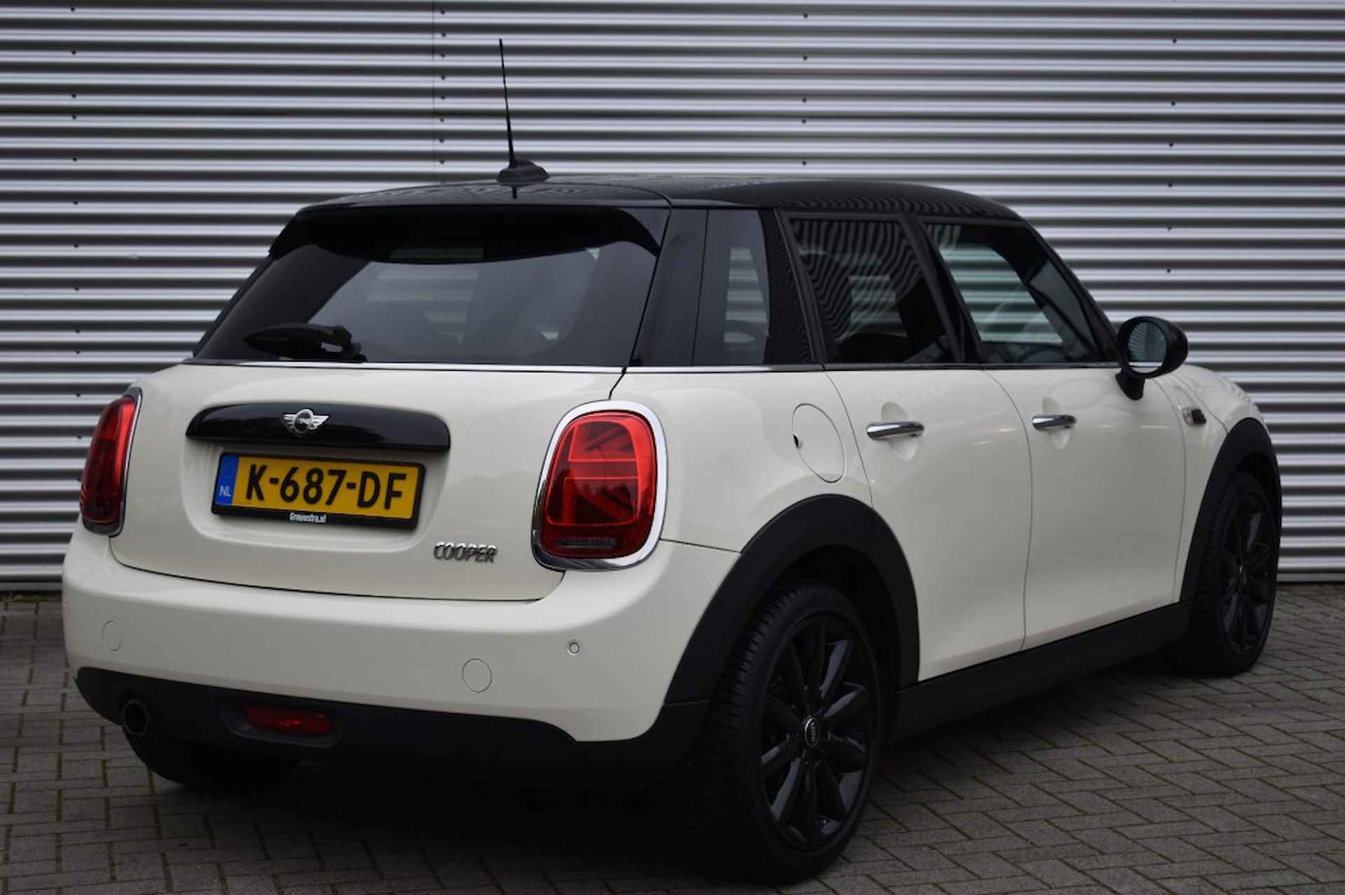 MINI Cooper 1.5 AUT. COOPER / P.DAK / SPORTSTOEL / LED PAKKET / STOEL VERW. - 3/44