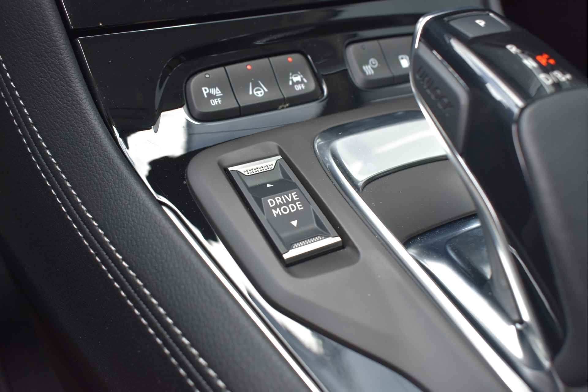 Opel Grandland PHEV 1.6 Turbo Hybrid GS Line 225pk Automaat | Adaptive Cruise | Navigatie | Stuurverwarming | AGR-Comfortstoel | Achteruitrijca - 28/53