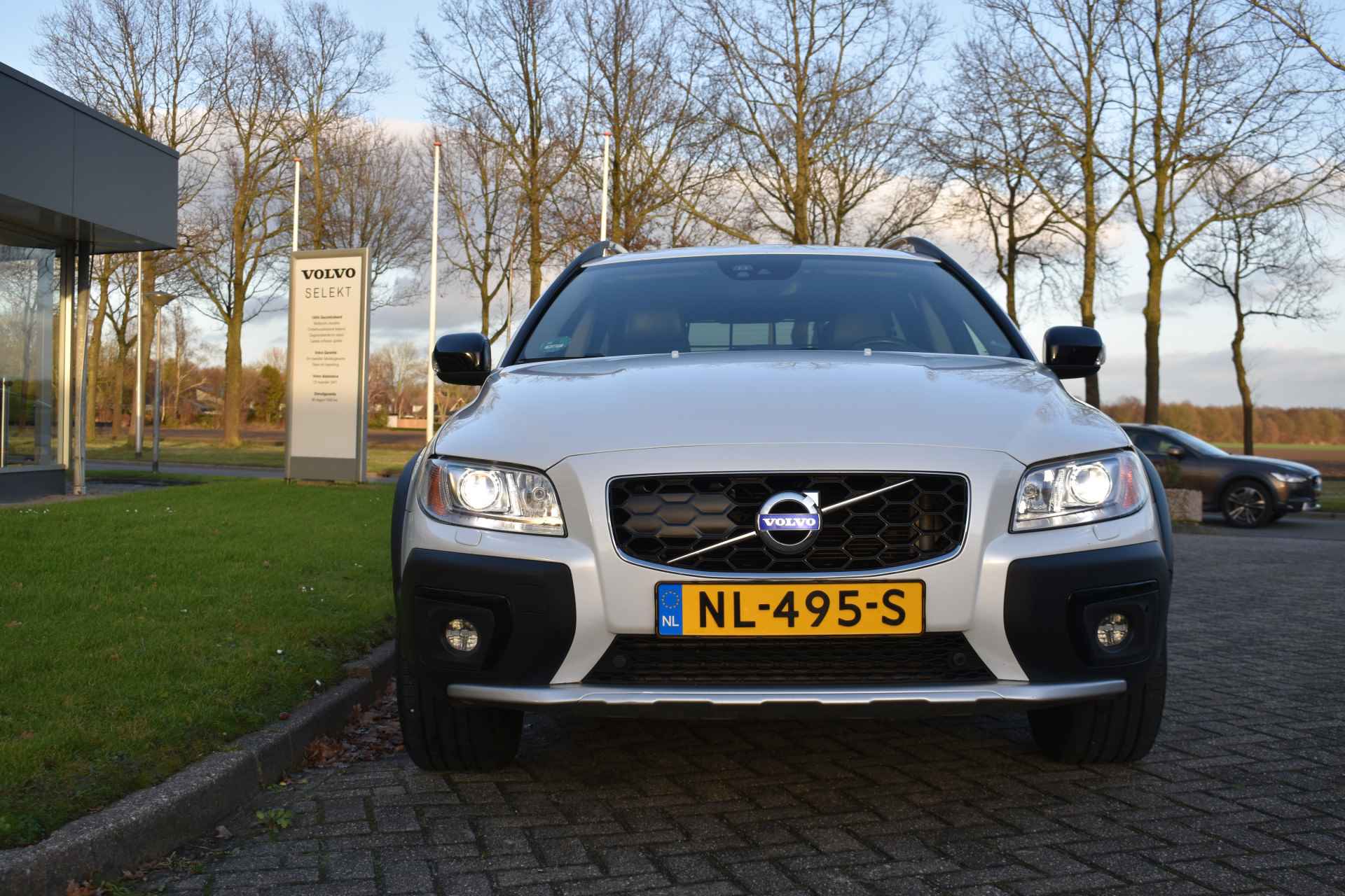 Volvo XC70 D4 181PK Automaat Polar+ ACC | Blis | Trekhaak | Elektr. stoel | Leder | Camera | 18"LMV | Stoelverwarming - 3/39