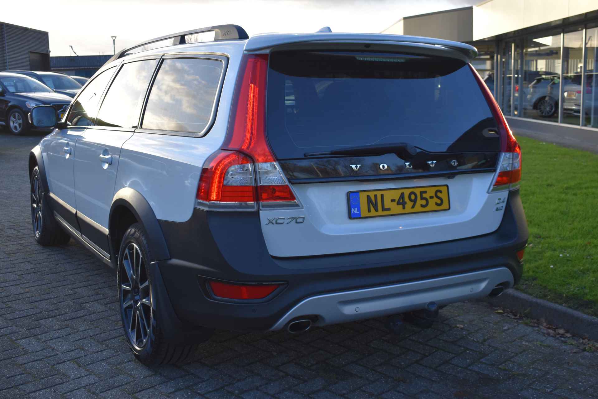 Volvo XC70 D4 181PK Automaat Polar+ ACC | Blis | Trekhaak | Elektr. stoel | Leder | Camera | 18"LMV | Stoelverwarming - 11/39