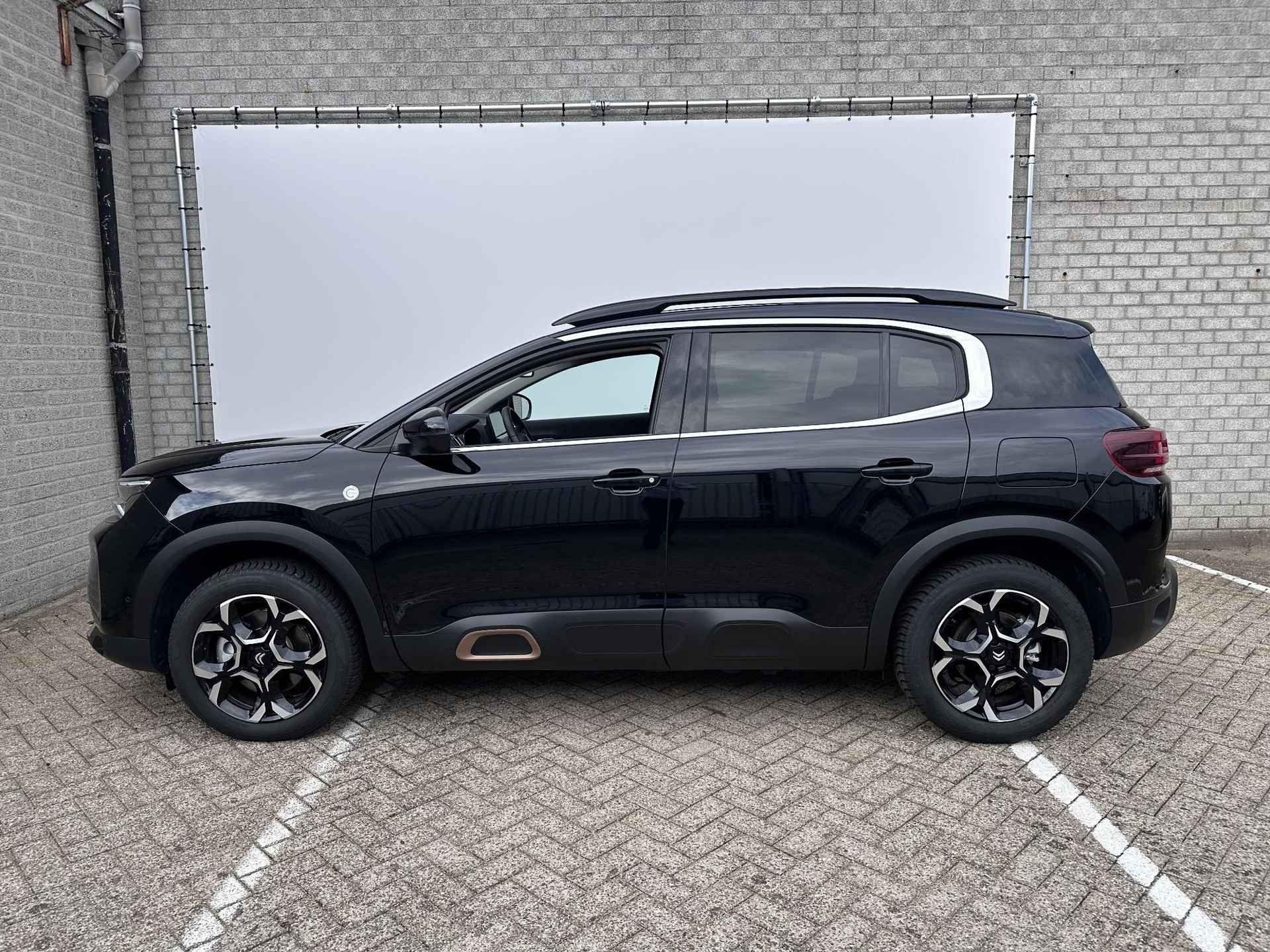 Citroen C5 Aircross 1.6 Plug-in Hybrid Shine | Navigatie | Cruise Control | Stoelverwarming | Camera | Getint glas - 2/27