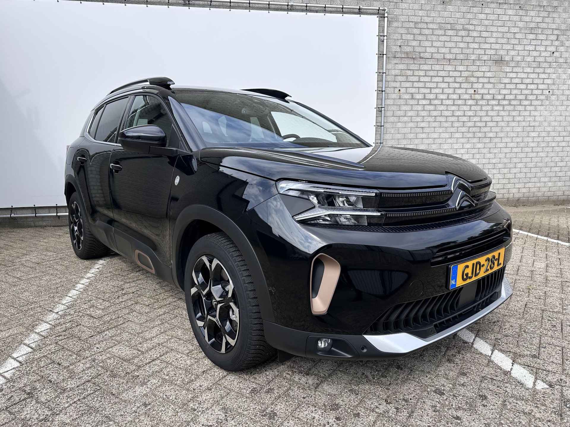 Citroen C5 Aircross 1.6 Plug-in Hybrid Shine | Navigatie | Cruise Control | Stoelverwarming | Camera | Getint glas - 10/27