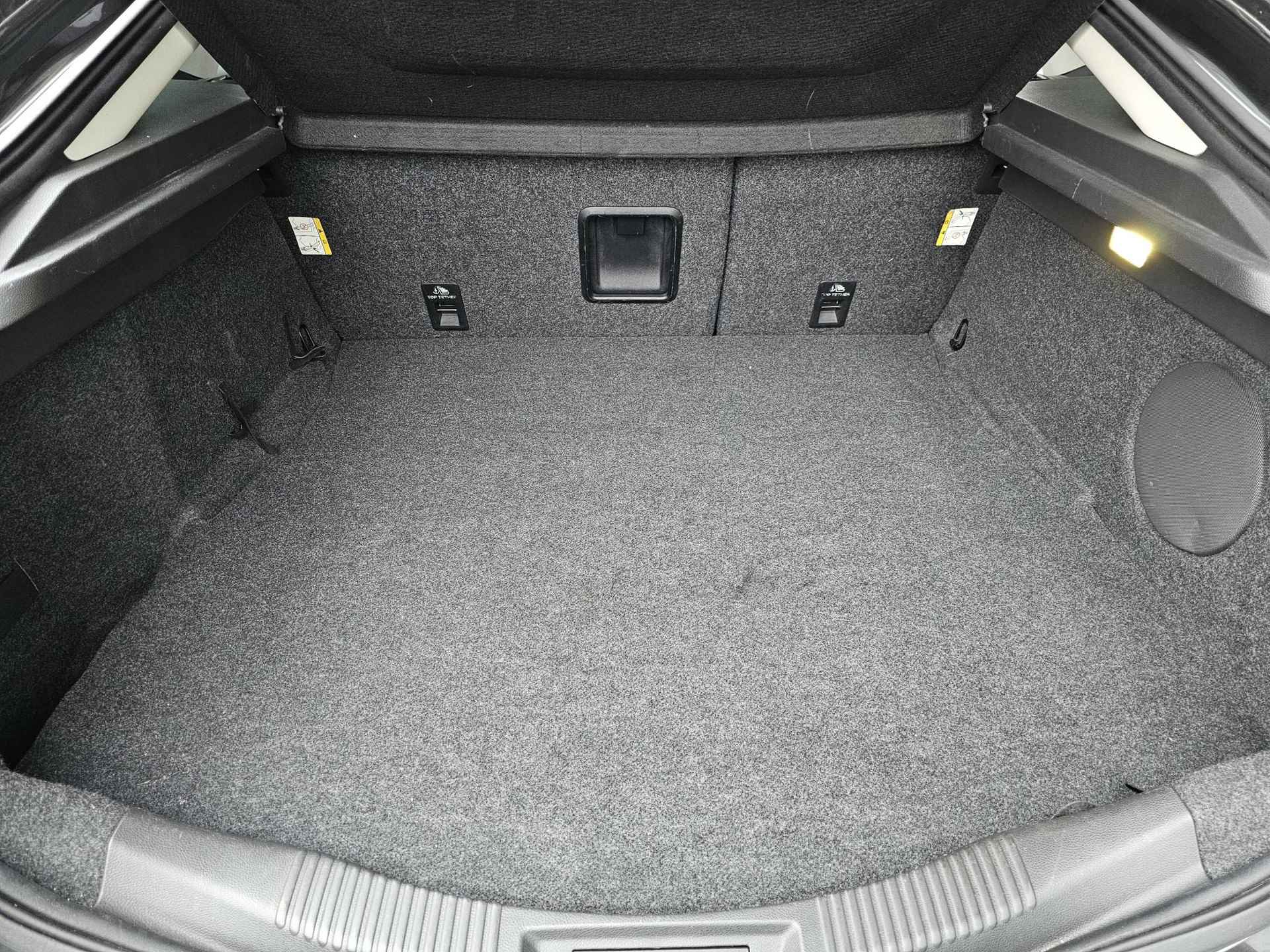 Ford Mondeo 1.5 Ecoboost Titanium 160pk Trekhaak | Panorama dak | 18'' velgen | All Season banden| SONY Audio | Voorruit verwarming | Climate control | Lane assist etc. - 13/34