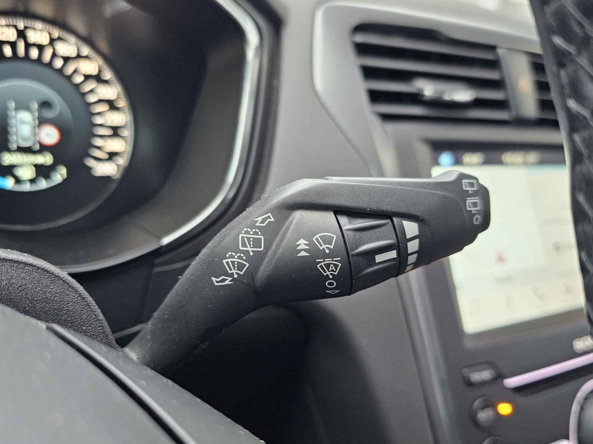 Ford Mondeo 1.5 Ecoboost Titanium 160pk Trekhaak | Panorama dak | 18'' velgen | All Season banden| SONY Audio | Voorruit verwarming | Climate control | Lane assist etc. - 20/34