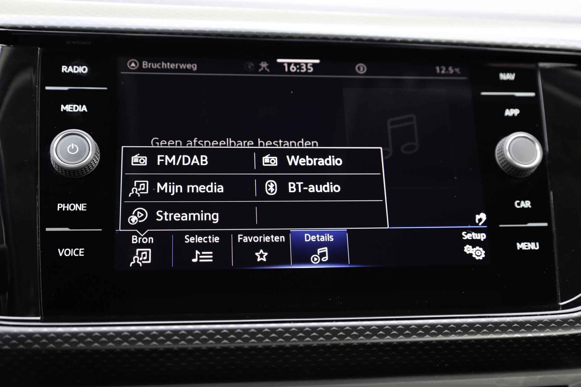 Volkswagen T-Cross 1.0 TSI 110pk DSG Life | Stoelverwarming | Camera | Cruise Control Adaptief - 39/44