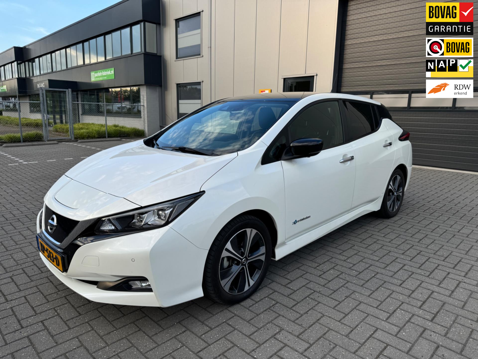 Nissan LEAF Tekna 40 kWh na subsidie 12999,-