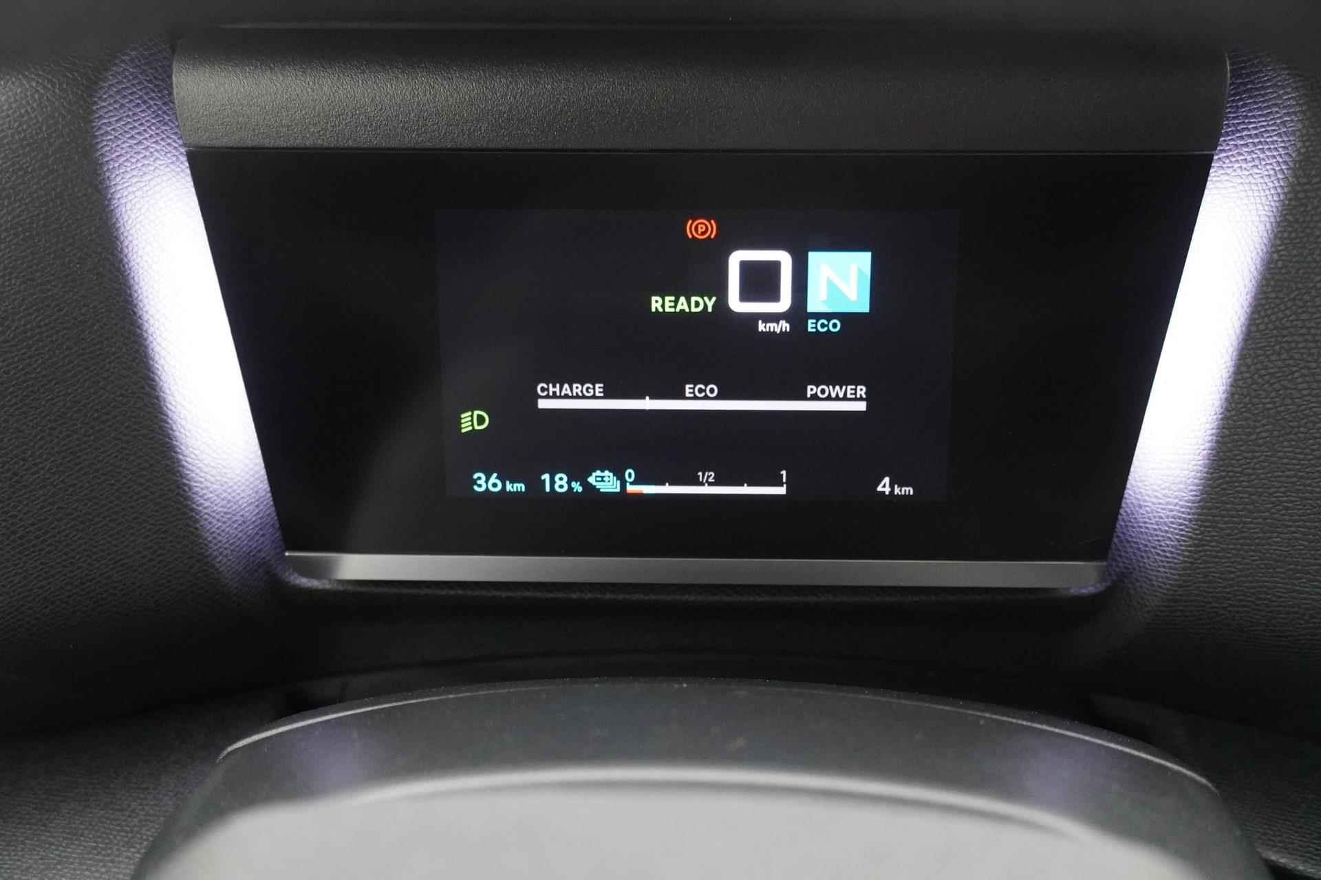 Citroen Ë-C4 Plus 50 kWh 136pk | Navigatie | Camera | Apple Carplay / Android Auto | Dak Perla Nera Black | PDC | LMV 18inch | - 14/30