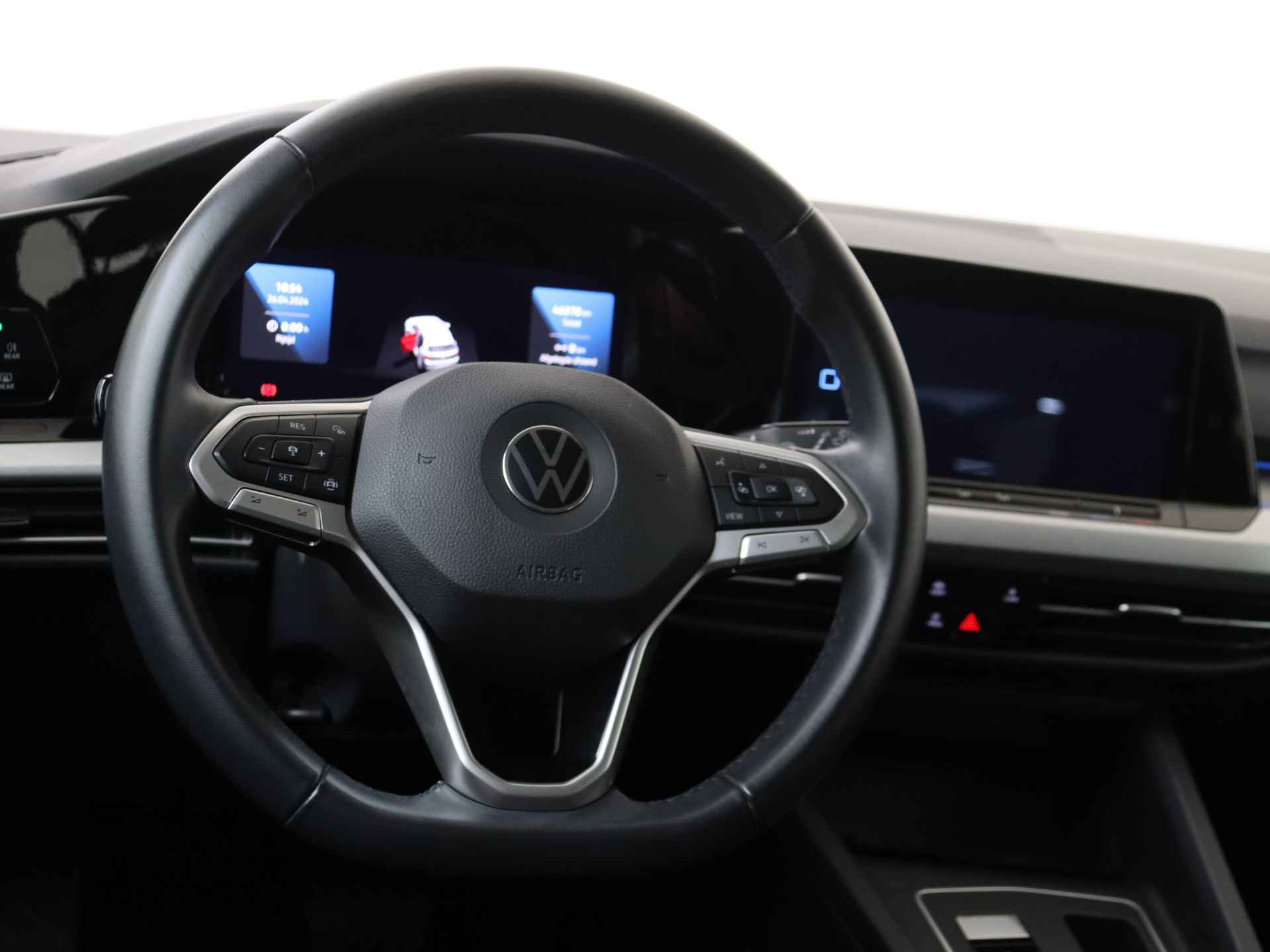 Volkswagen Golf 1.0 eTSI Life 5 deurs Automaat | Navigatie by App | Climate Control | Lichtmetalen Velgen - 7/33